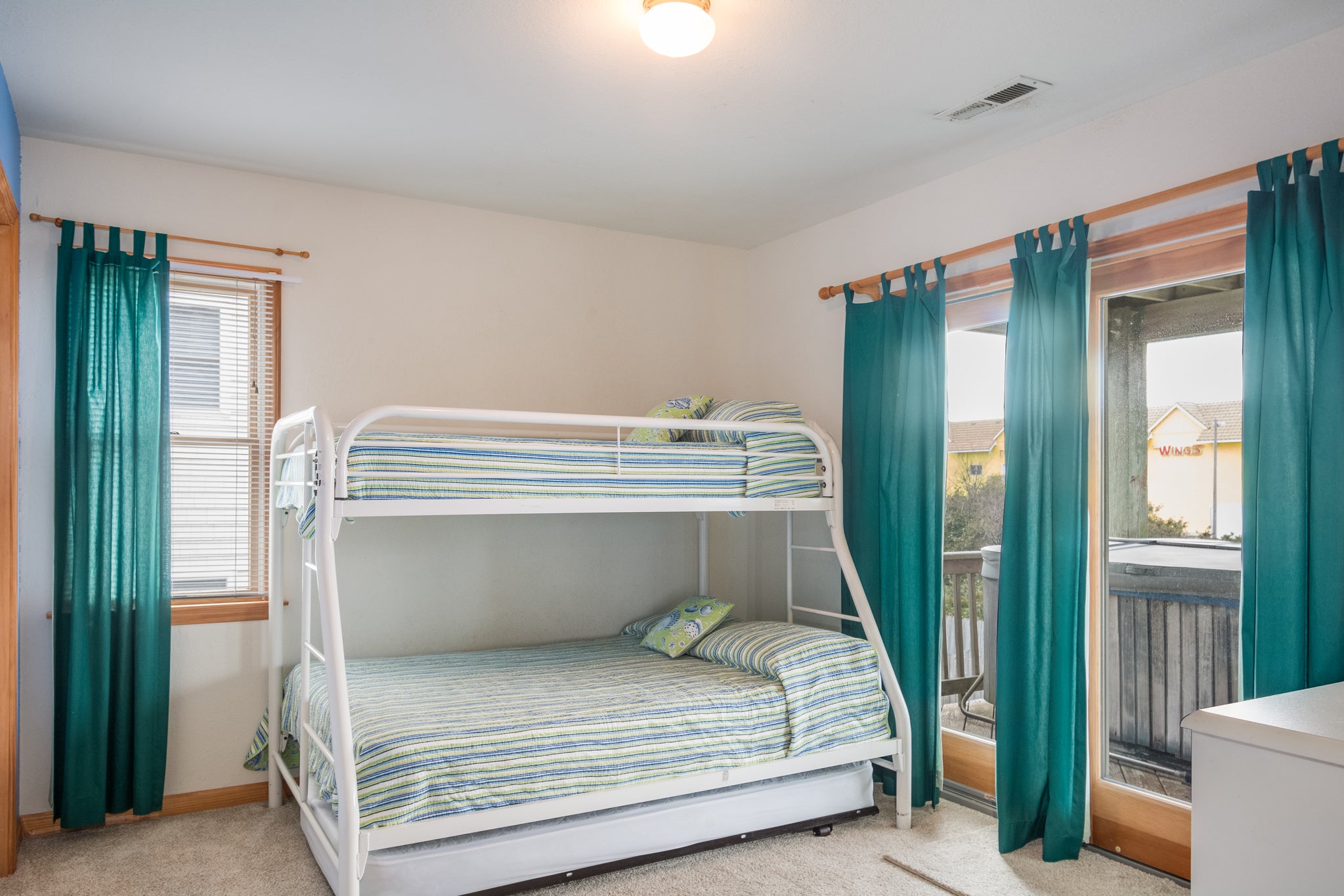 NH2700 Salty Vibes l Mid Level Bedroom 1
