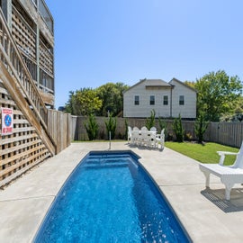 DU102: Family Tides | Fenced Backyard w/ Private Pool