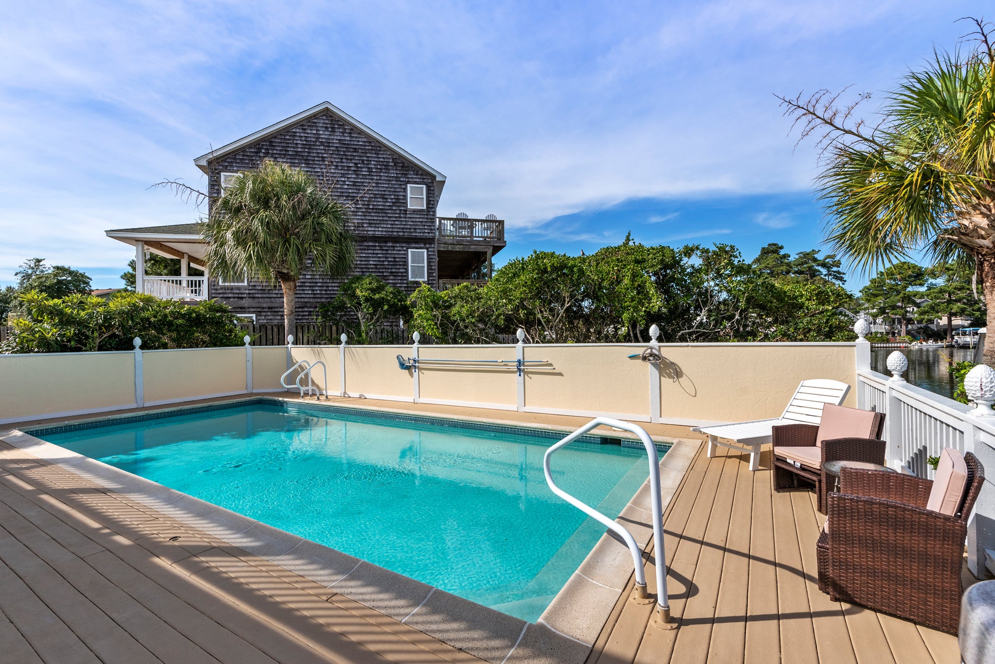 CH104: Inlet Palms | Private Pool Area