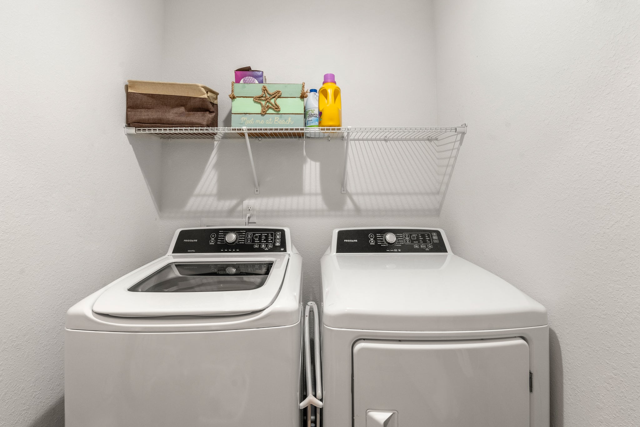 VOH237: Irie | Top Level Laundry Area