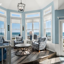 SP2A: Somerset's Lighthouse l Top Level Living Area w Ships Watch