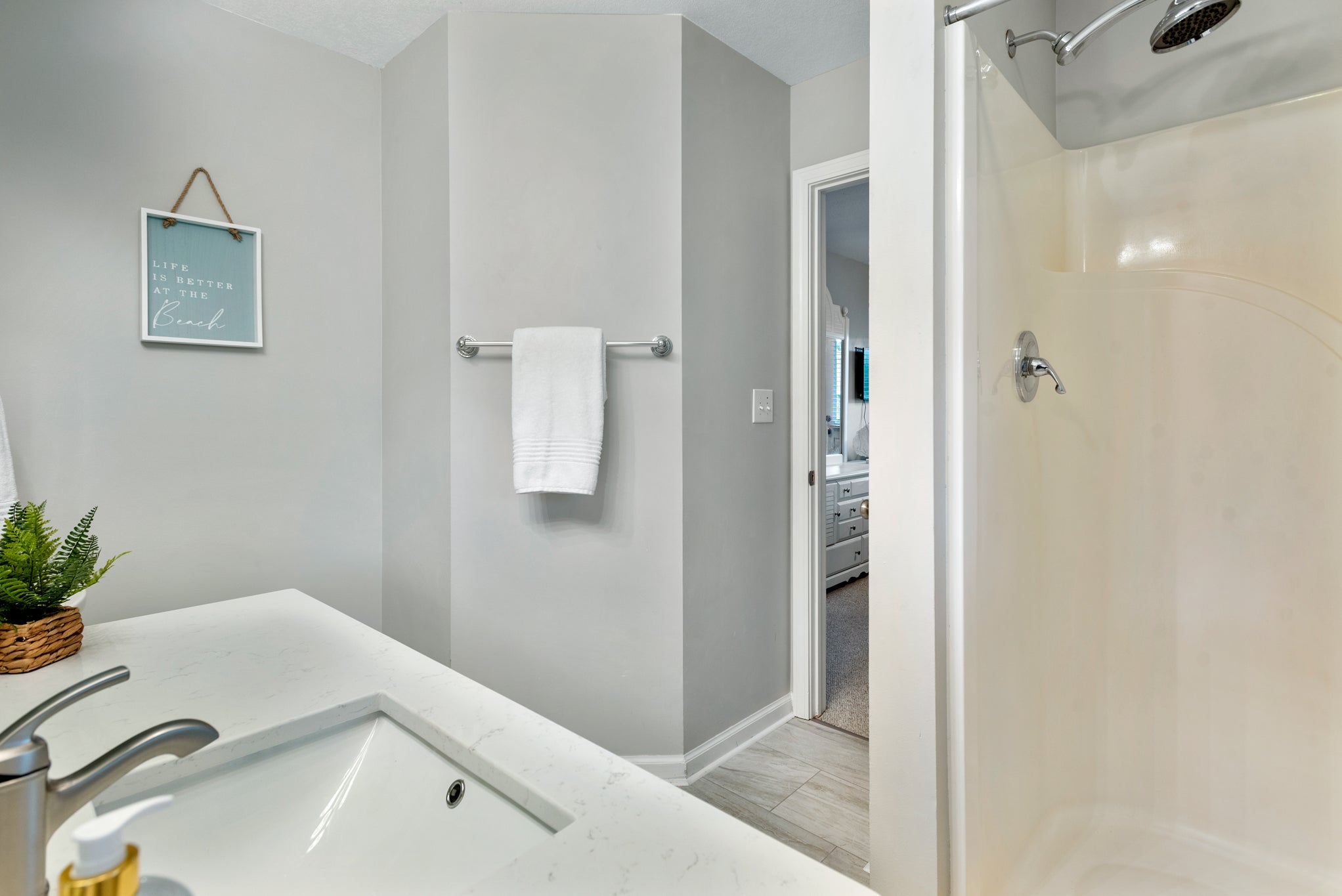 WH553: The Salt Shaker | Mid Level Bedroom 1 / Bedroom 2 Shared Bath