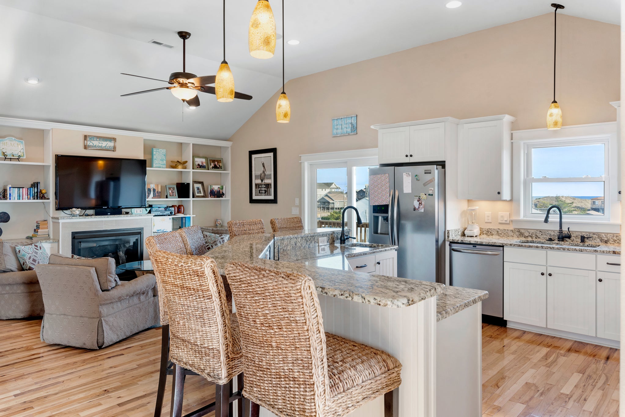 KDS3633: Another Day In Paradise | Top Level Living Area and Kitchen