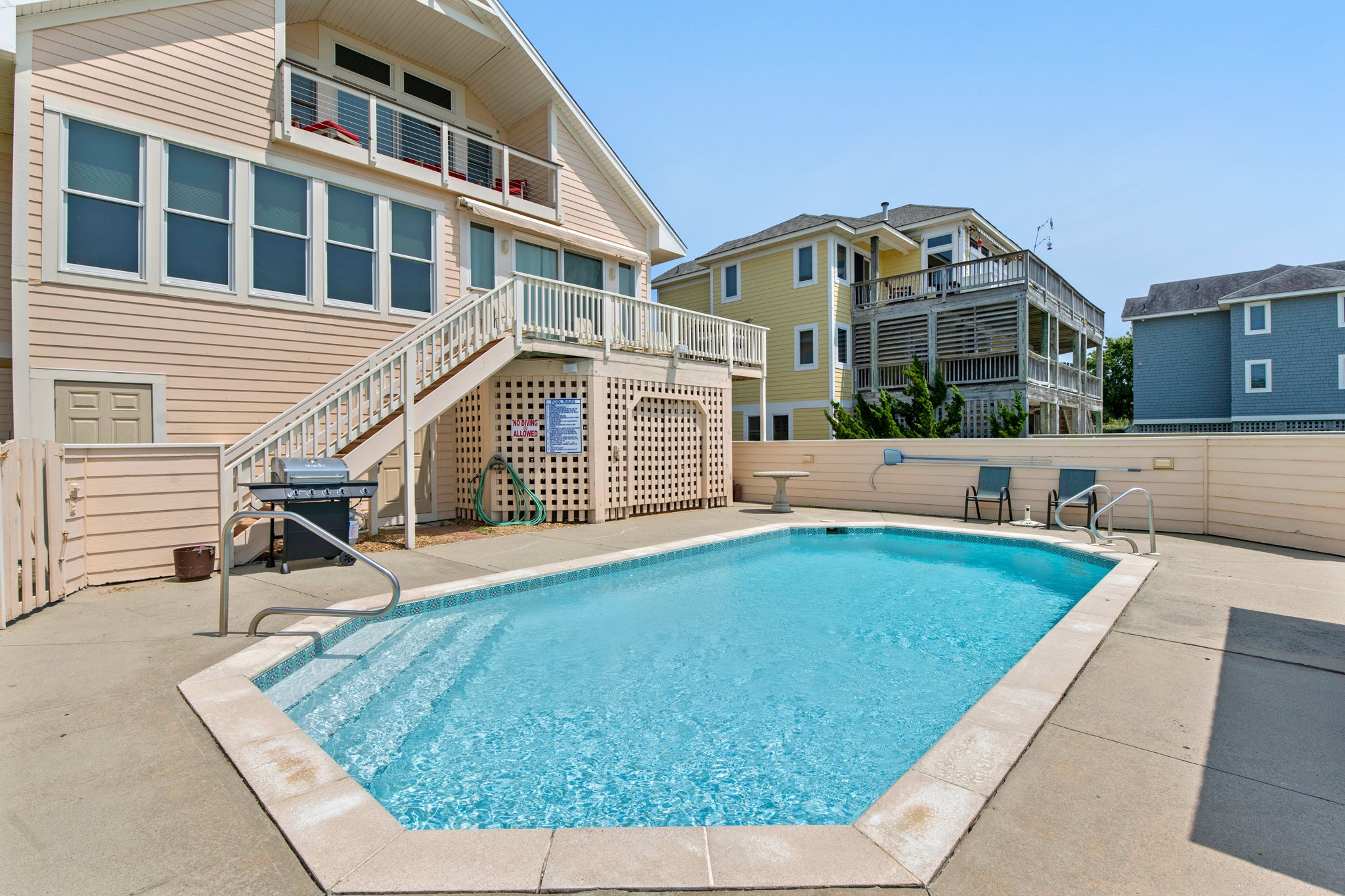 M237: Sunset Thrill | Private Pool Area
