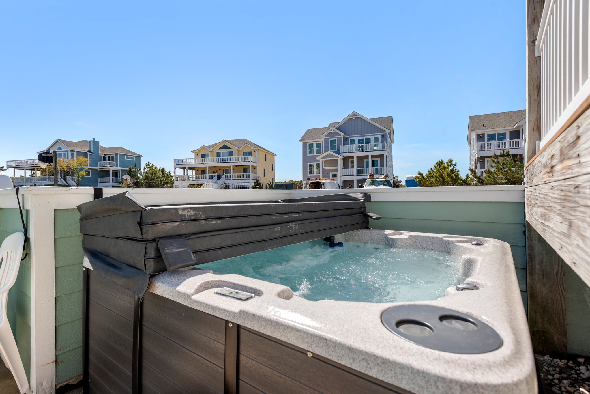 VOH125: Rest-A-Shore | Pool Area w/ Hot Tub