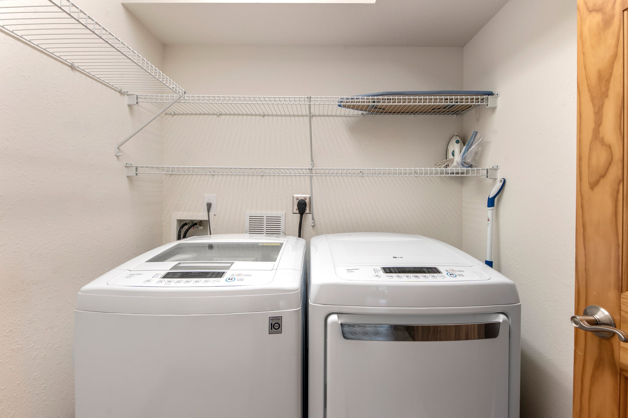 CC185: Seadog | Bottom Level Laundry Area