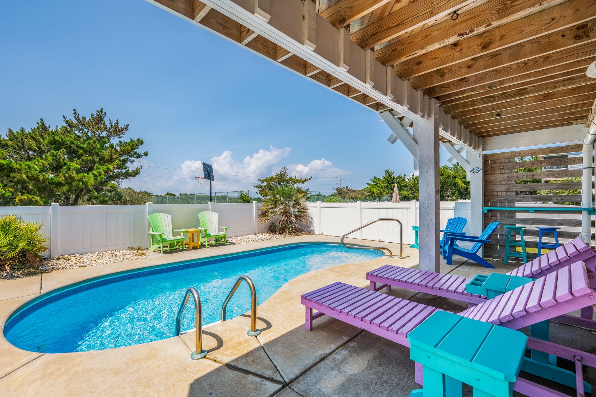 SN218: Sand Castle Cottage | Private Pool Area