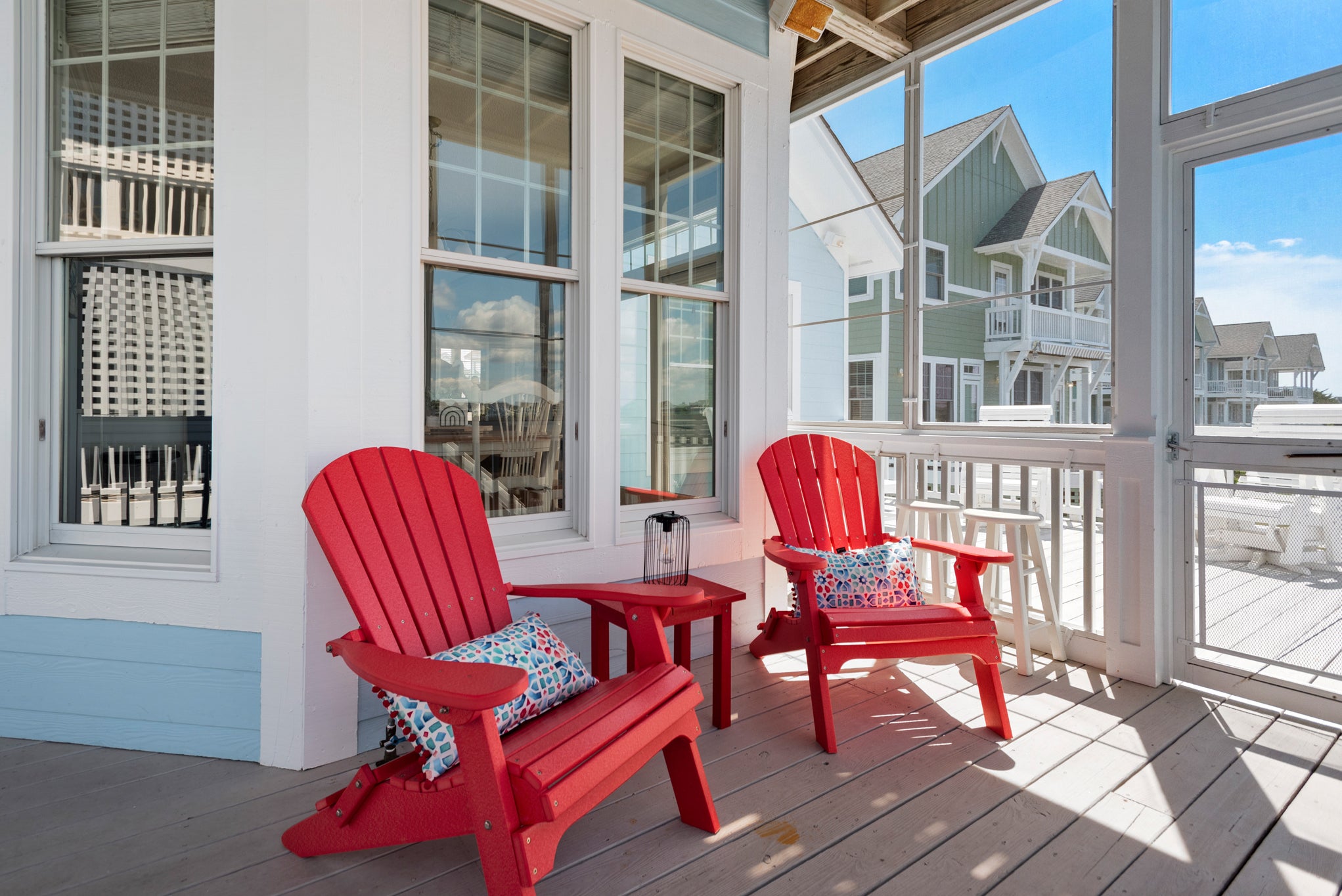 BP99: Chasing Tides | Mid Level Screened Porch