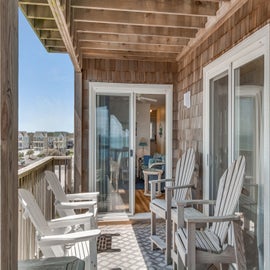 SC06: Wright Nice View | Oceanfront Deck