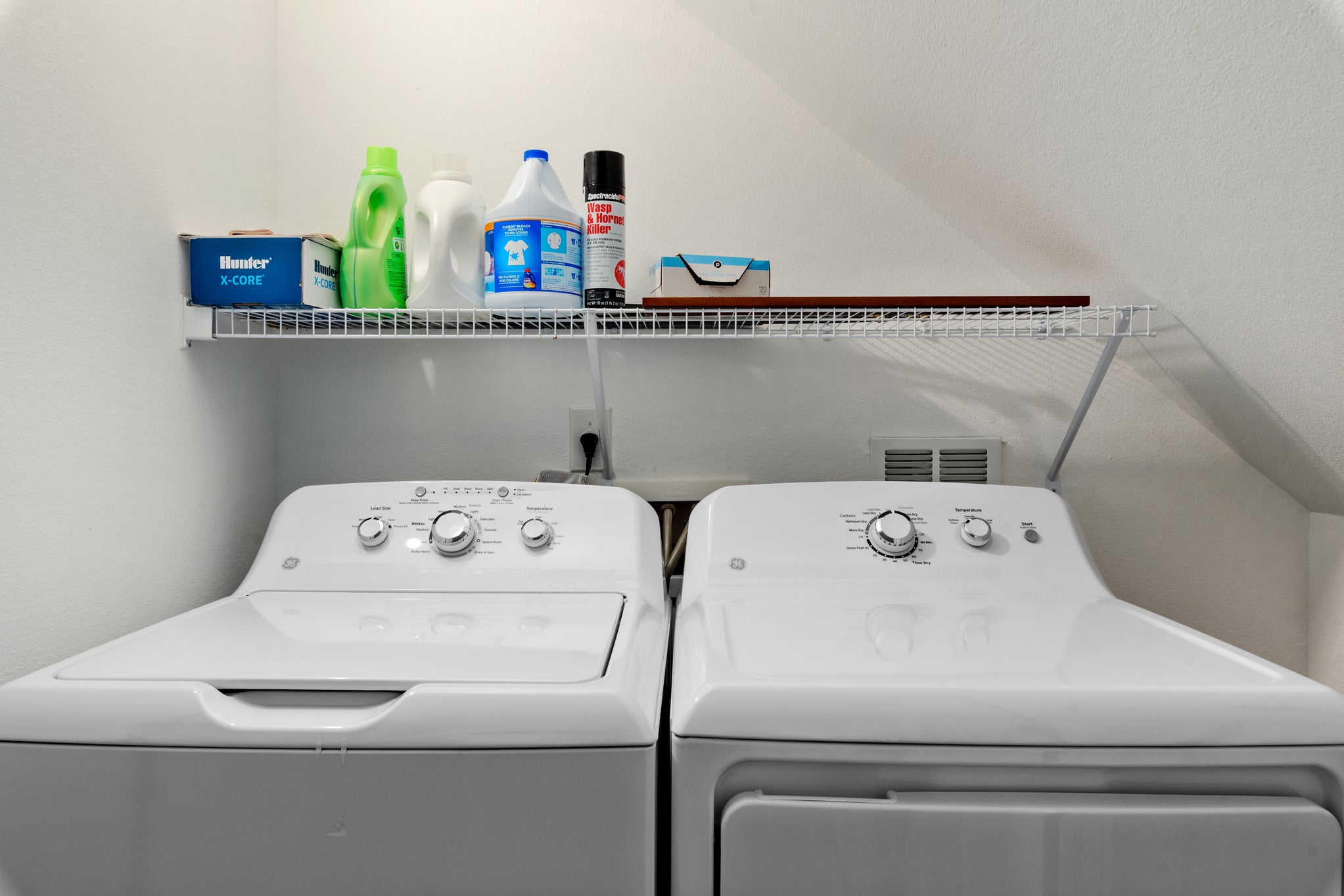 KDN9719: Barefoot By the Bay | Bottom Level Laundry Area