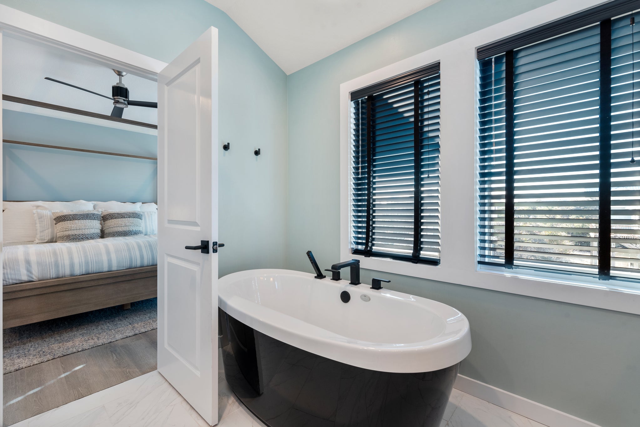 KH3521: Bourbon Beach House | Top Level Bedroom 4 Private Bath