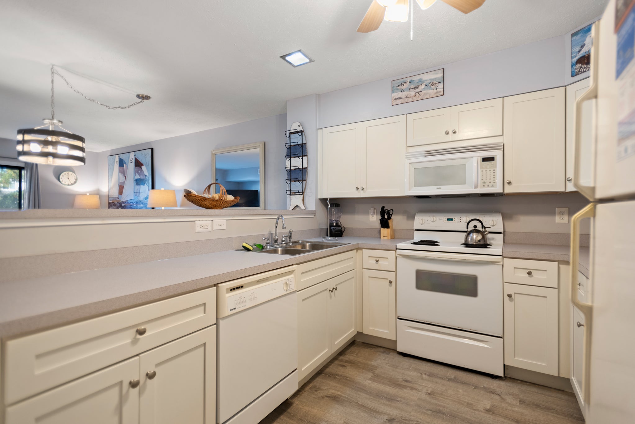 OSF15: Beach Place | Kitchen