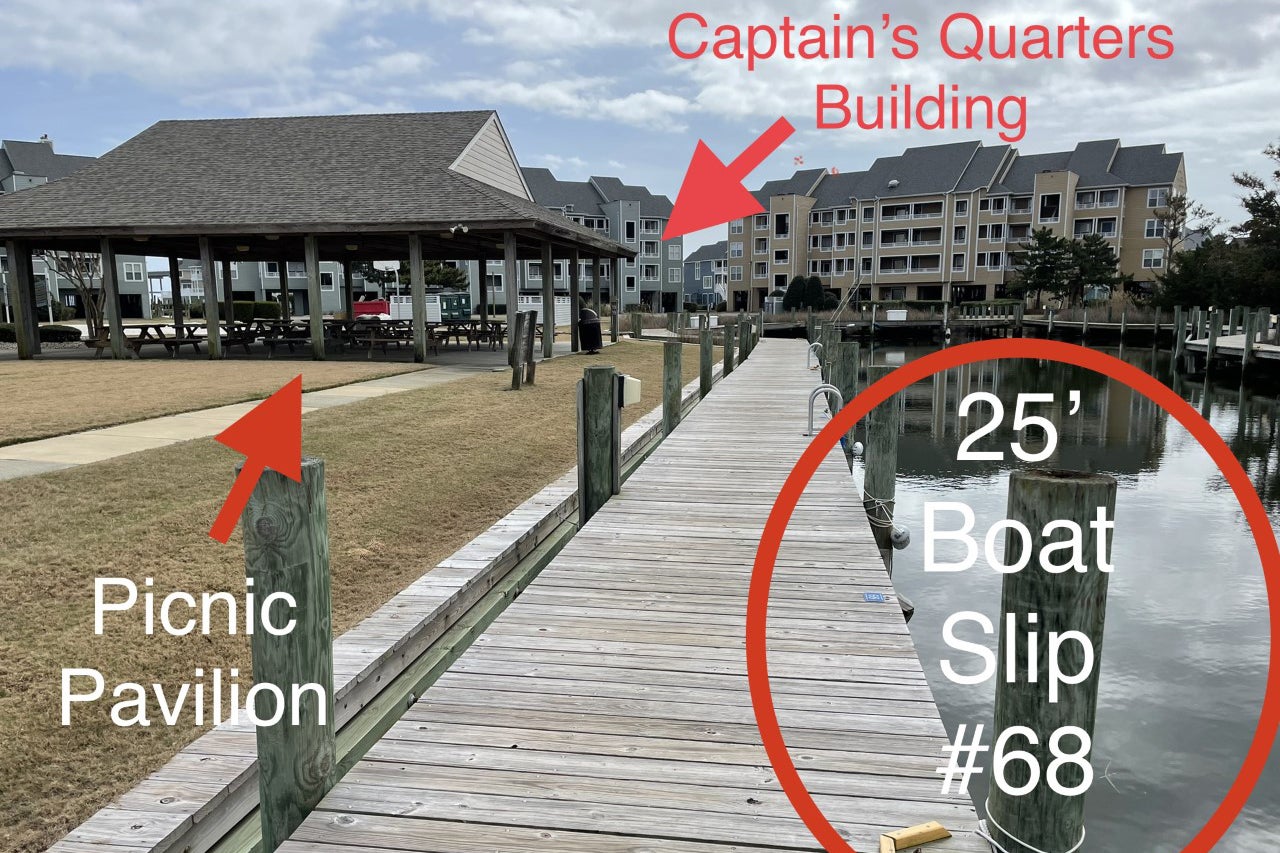 PC913: Captain's Quarters | Private Boat Slip
