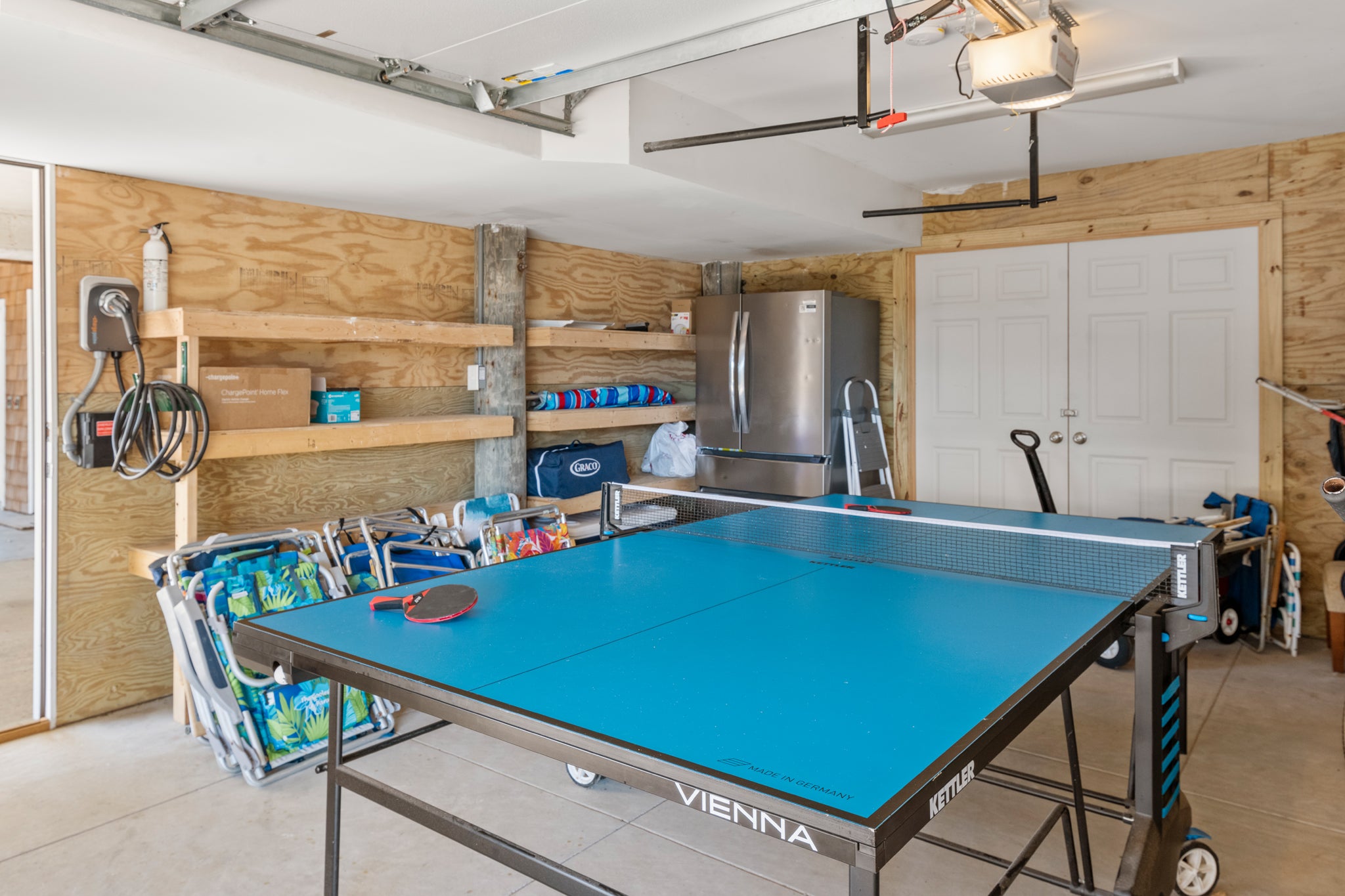 DU126: Oceanfront Oasis | Bottom Level Garage w/ Ping Pong Table
