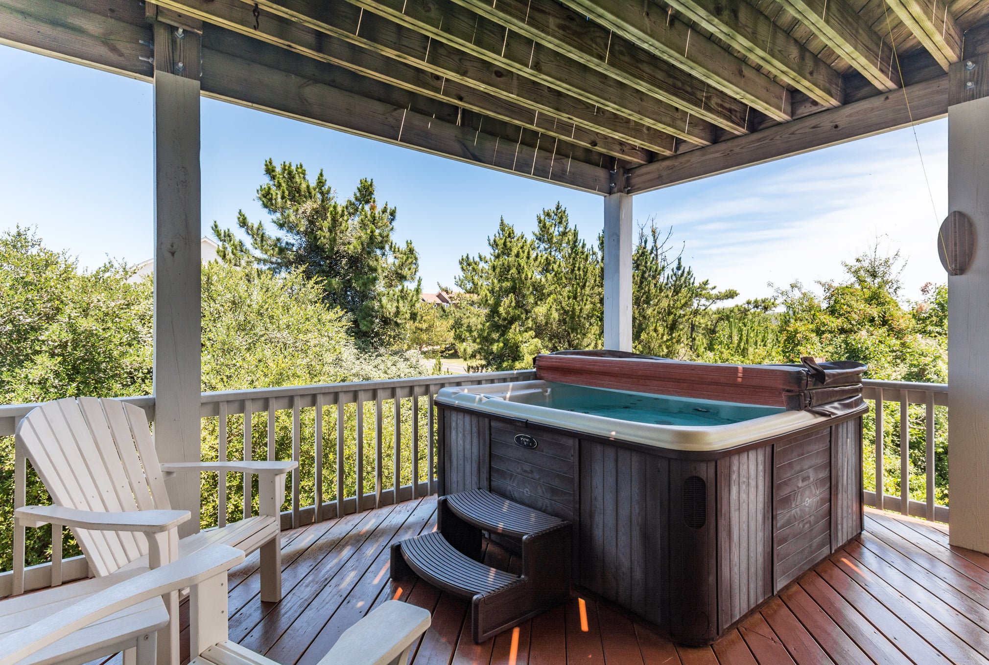 BU22: Love R Shack At The Beach l ML-LS Covered Deck with Hot Tub