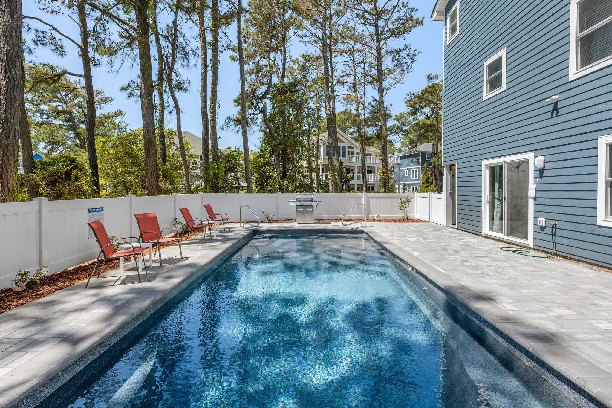 CL586: Modern Sound | Private Pool Area