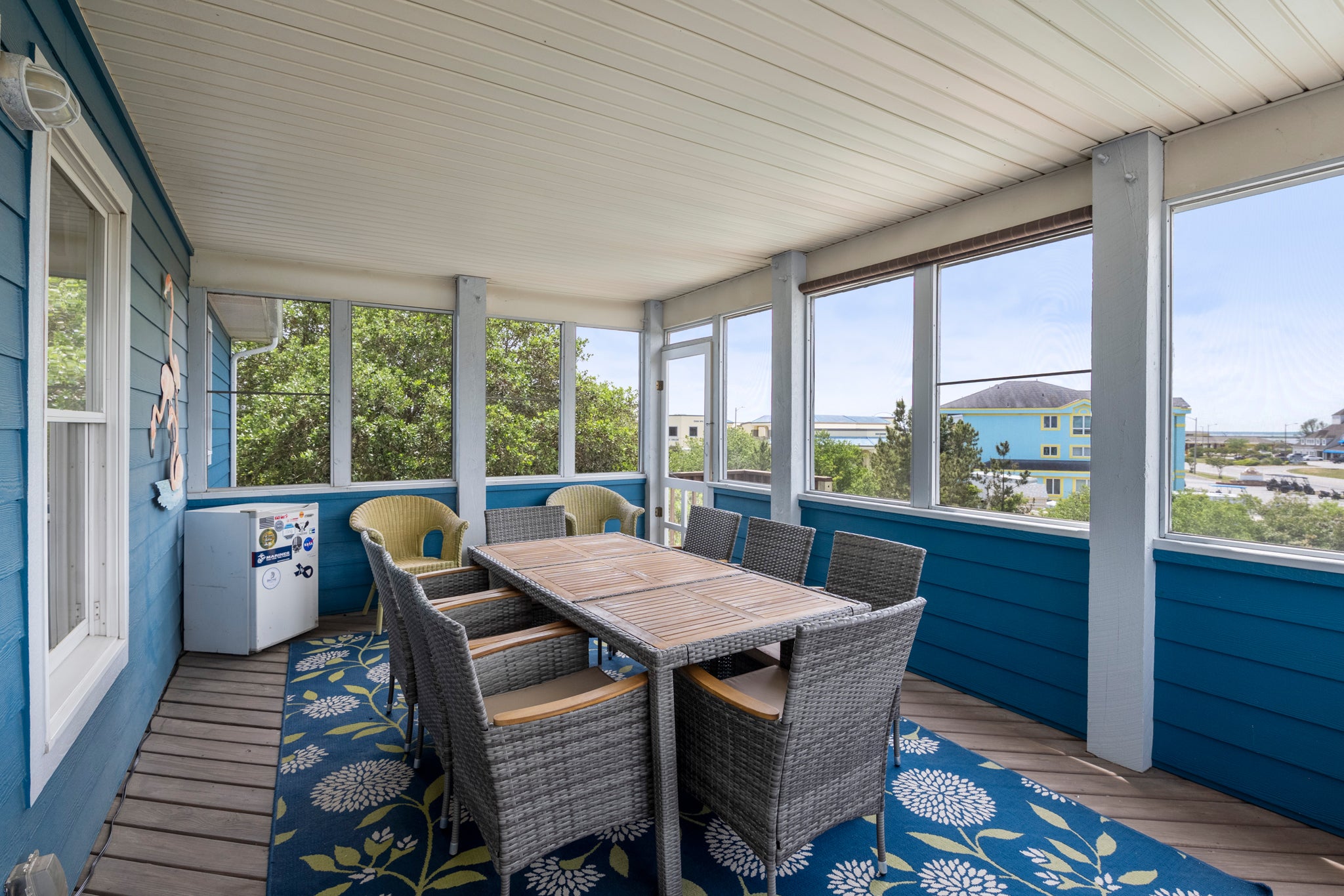WH616: Blue Bomber | Top Level Screened Porch