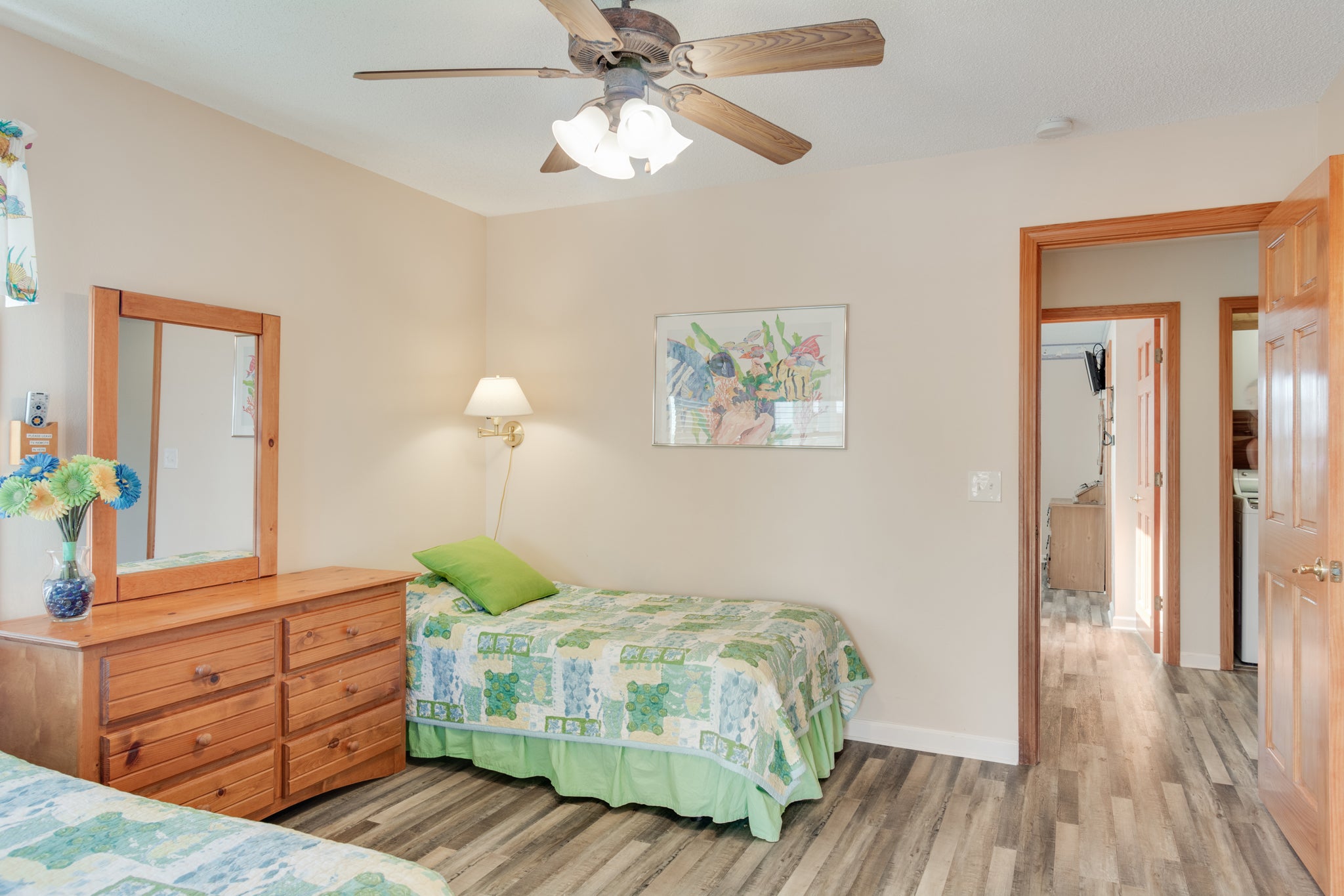 OH100: SeaClusion | Mid Level Bedroom 1