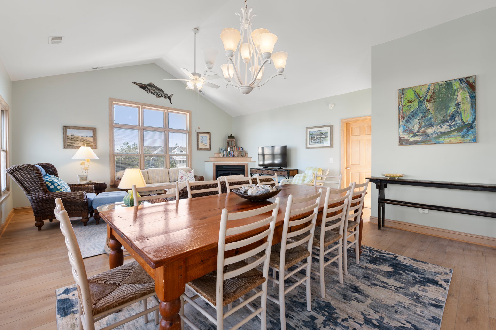 SS34: Five Forks South | Top Level Dining Area