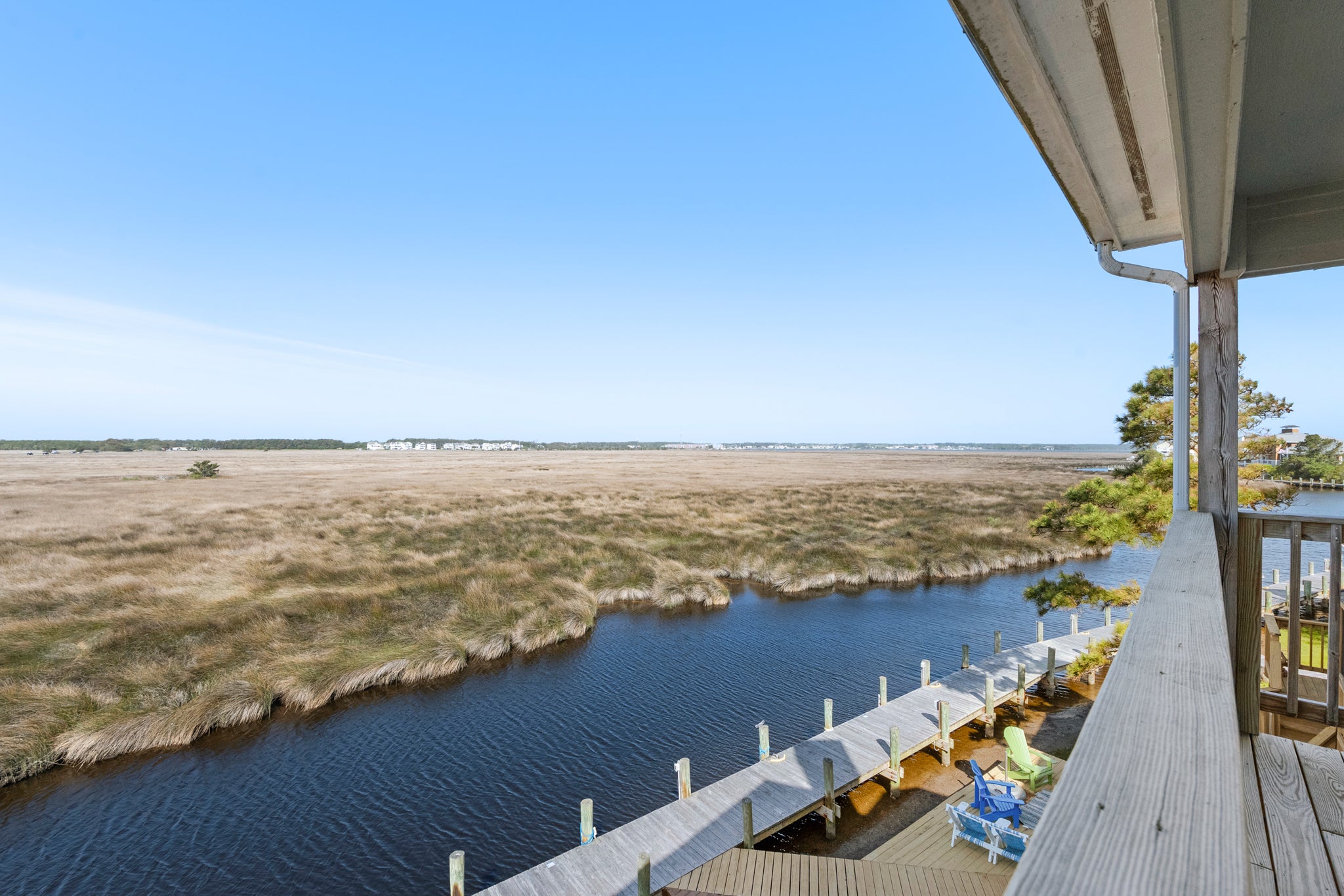 PC304: Happy Endings OBX | Top Level Deck View