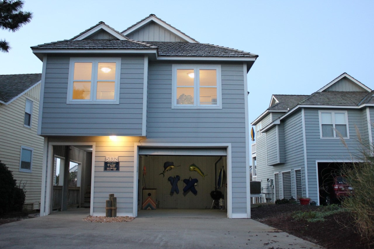 L34: Outer Banks Bliss | Front Exterior