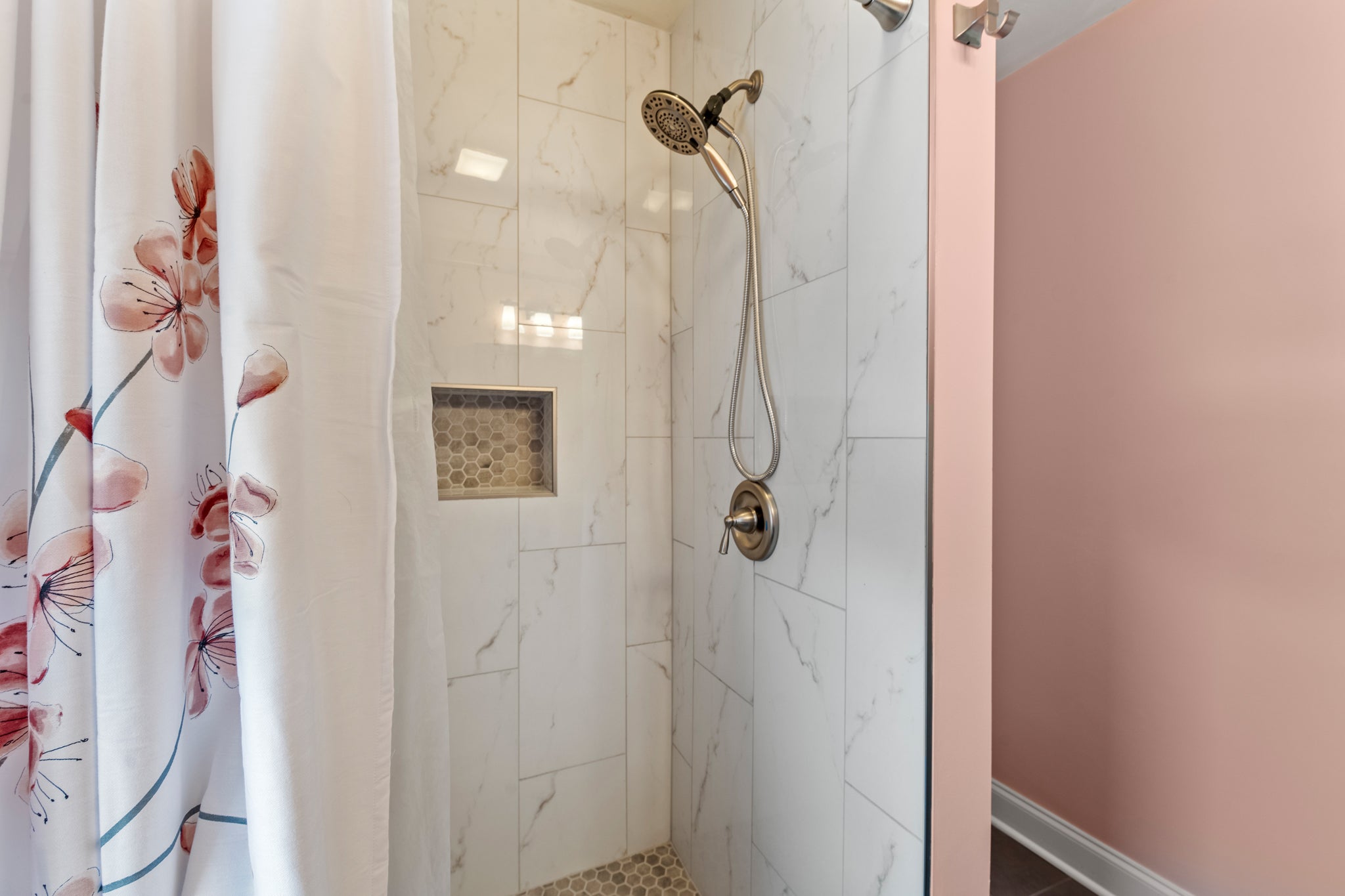 WH415: O'Shinn View | Top Level Bedroom 6 Semi-Private Bath