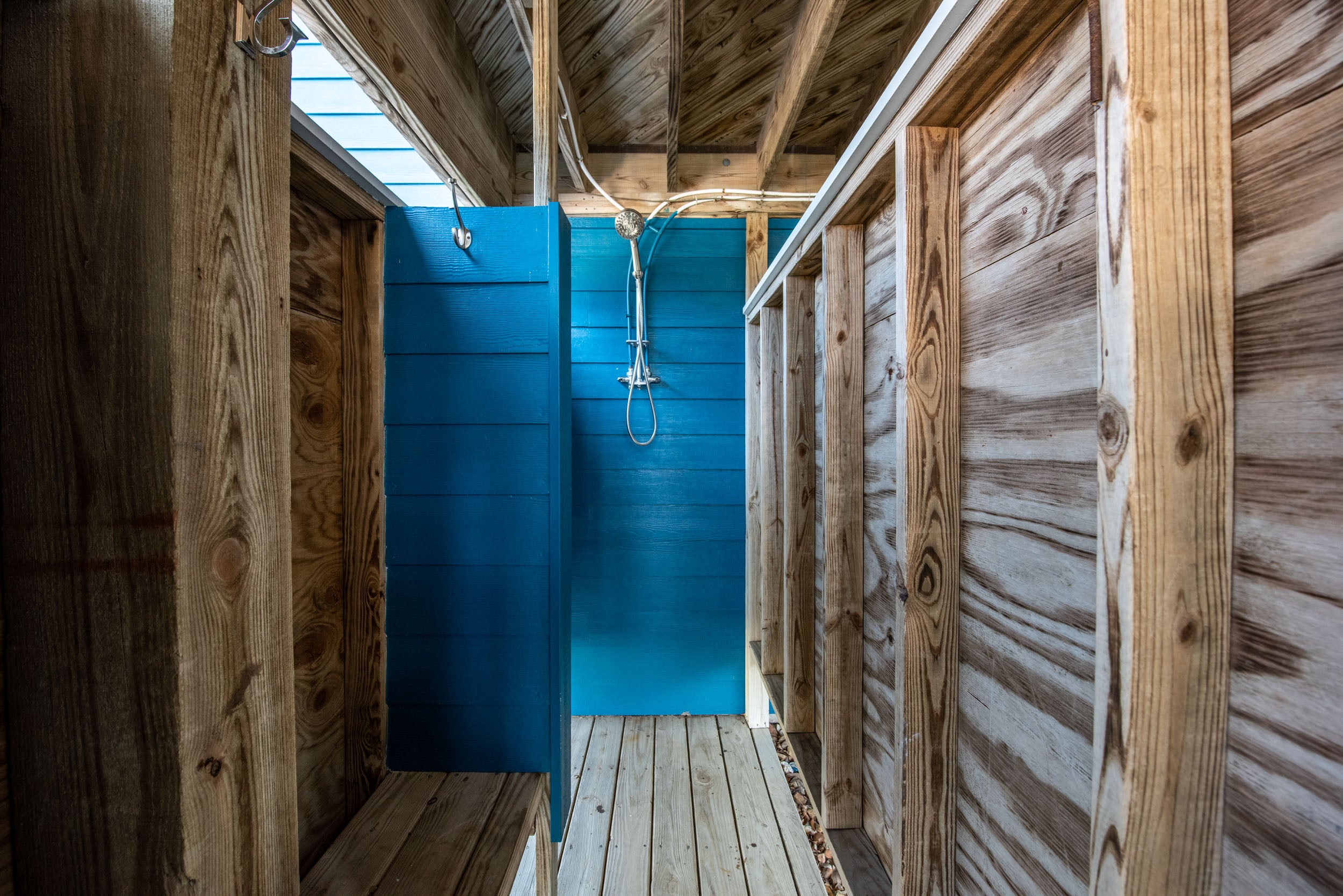 WH616: Blue Bomber | Outdoor Shower