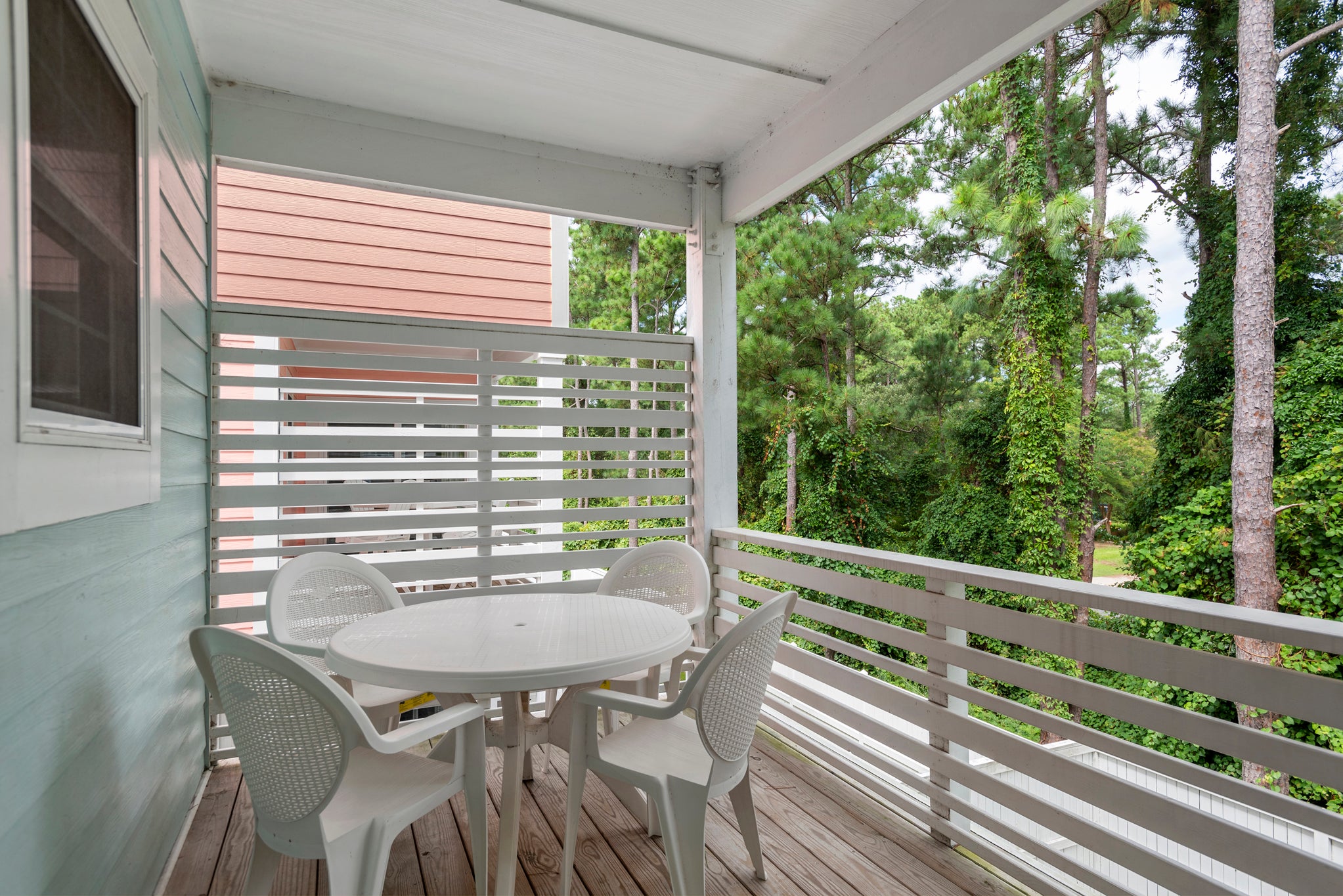 BB39: Bay Breeze | Mid Level Covered Deck