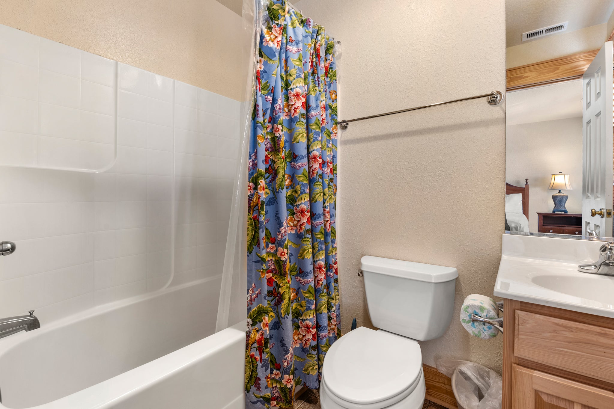 JR2230: Saltrock | Mid Level Bedroom 4 Private Bath