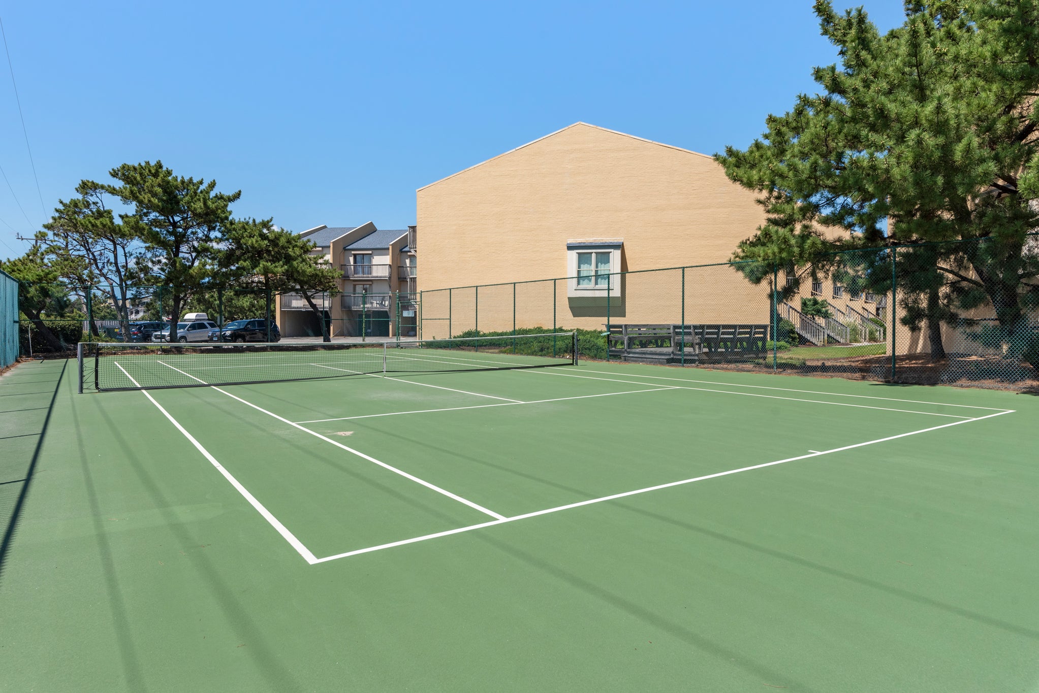 The Quay | Community Tennis Court