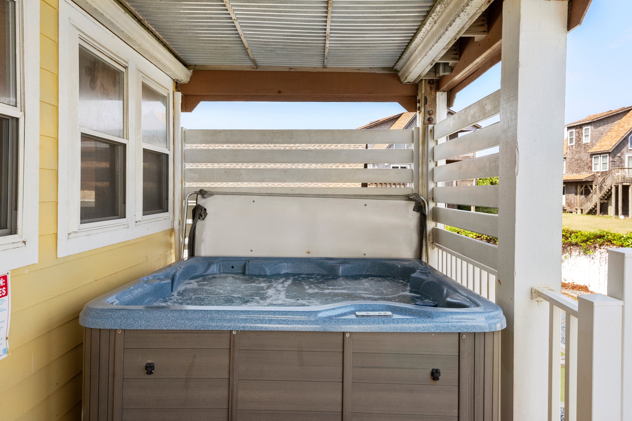 KH1414: Mariposa | Bottom Level Deck w/ Hot Tub