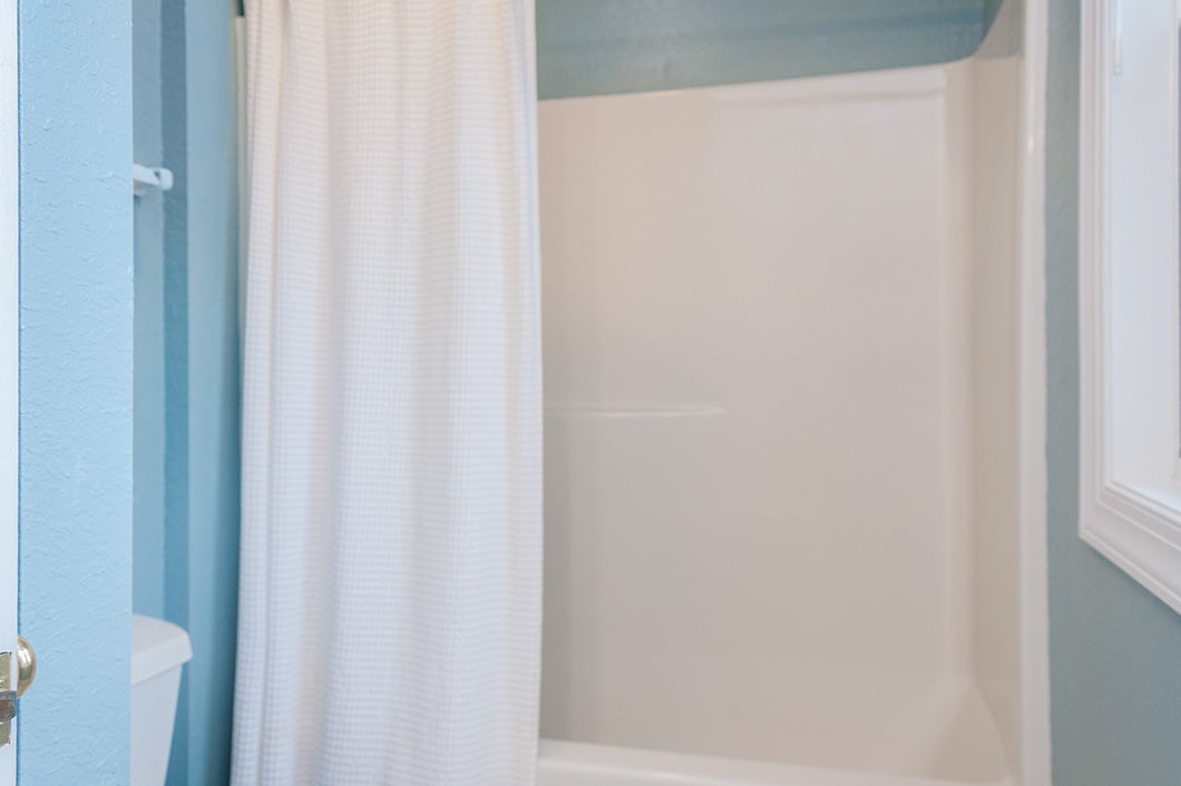 OSO11: Craba-Cabana | Mid Level Bedroom 3 Private Bath