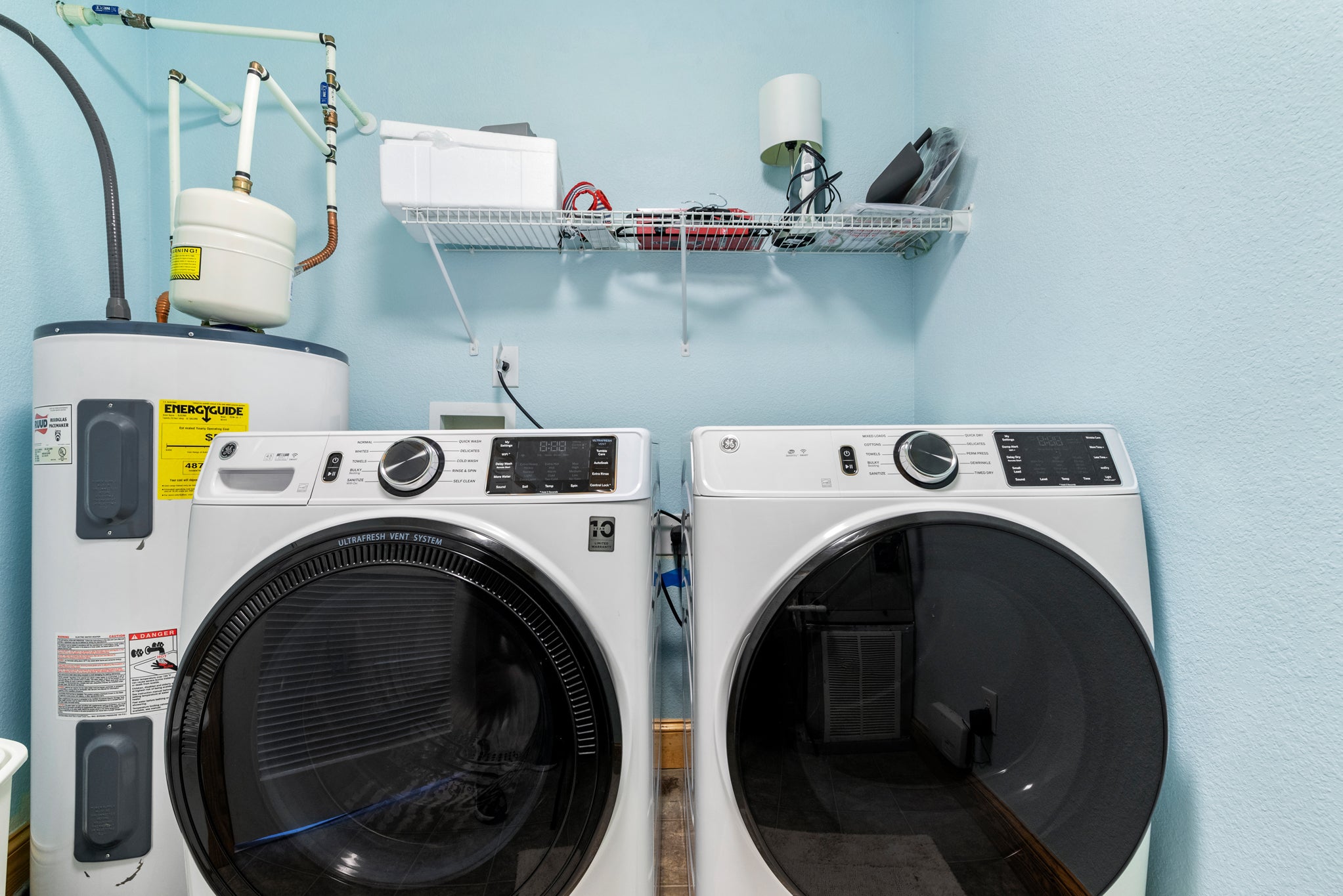 SL202: Soundview at The Landings | Laundry Room