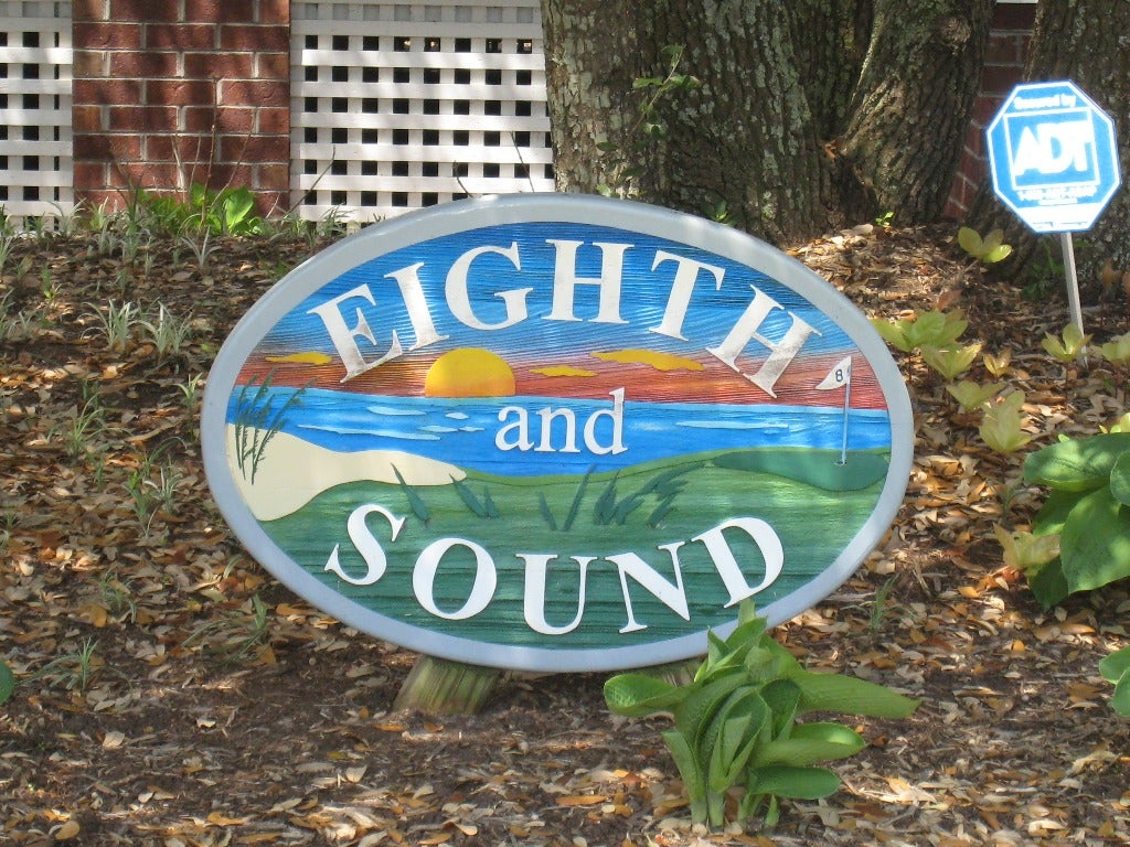 CC142: 8th And Sound | Sign for House
