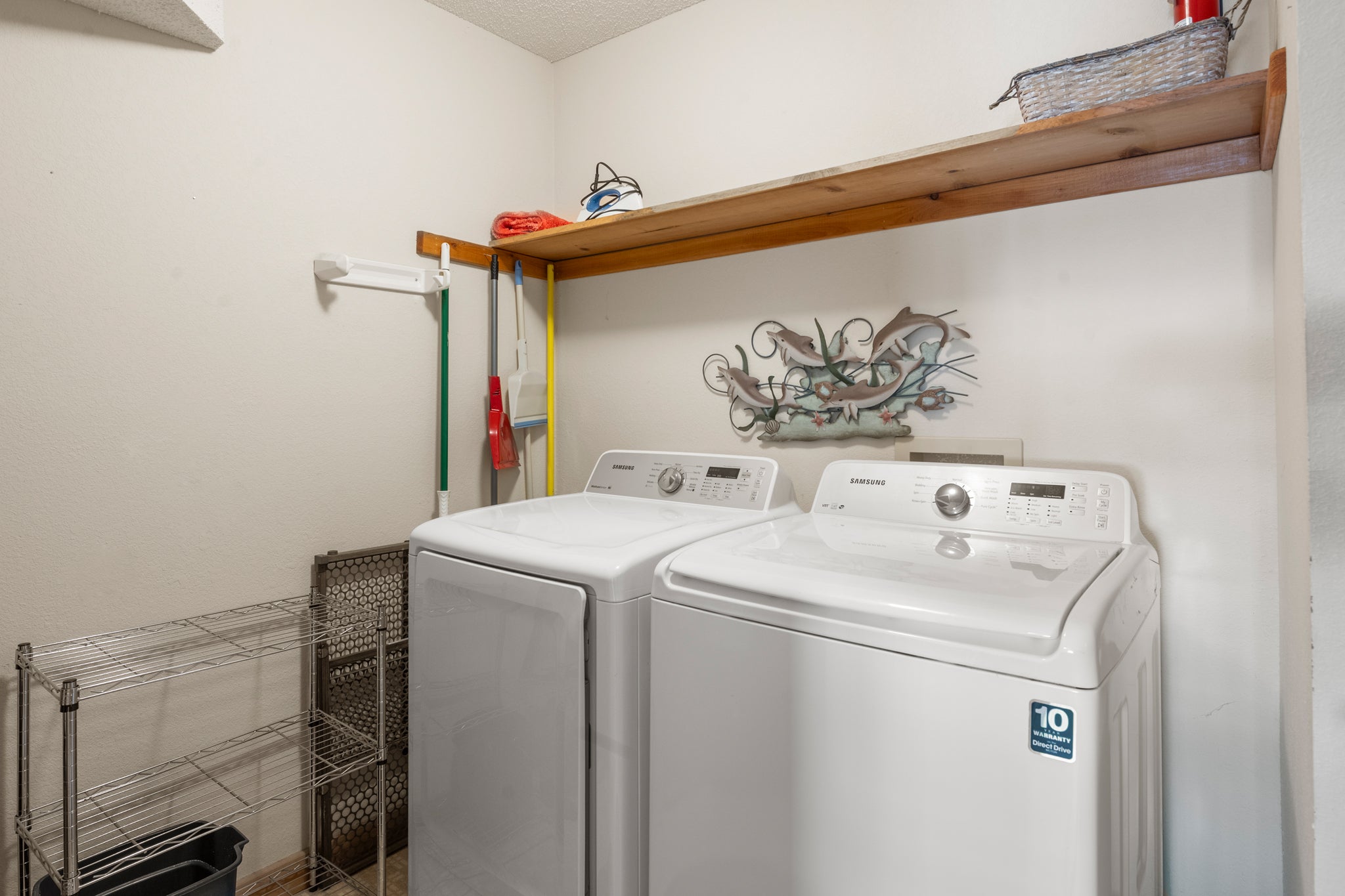 KDS2614: Y-Worry l Mid Level Laundry Area