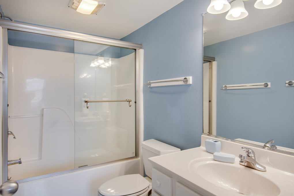 DU909: Blue Bayou | Mid Level Bedroom 4 Private Bath