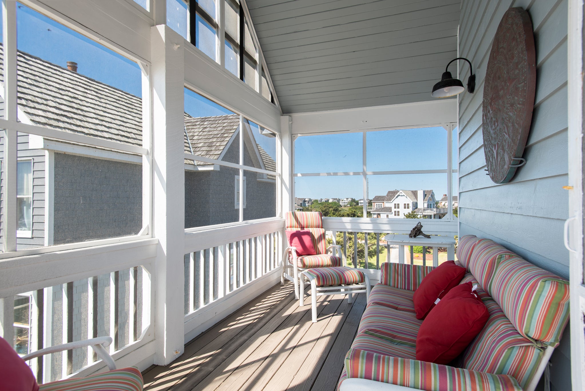 SS18: Sunnyside Up l Top Level Screened Porch