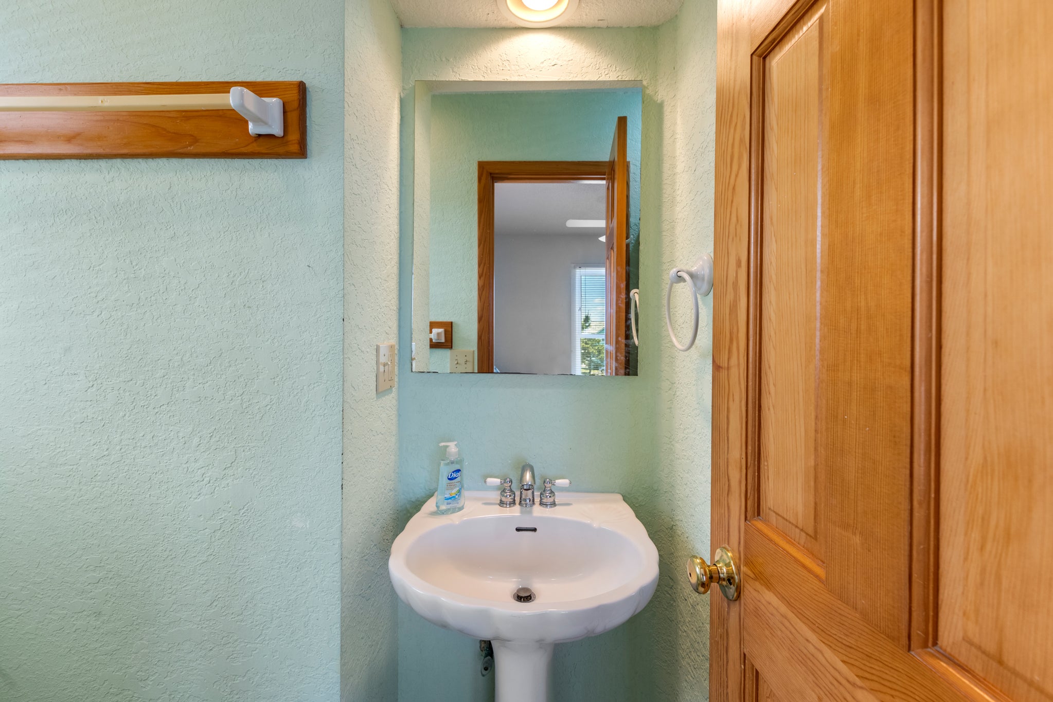 SS06: Leg-a-Sea | Mid Level Bedroom 3 Private Bath
