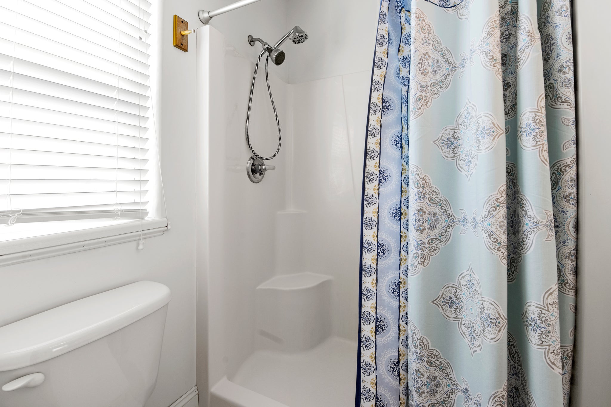 KDN3307: Carolina Sunshine l Mid Level Bedroom 4 Private Bath
