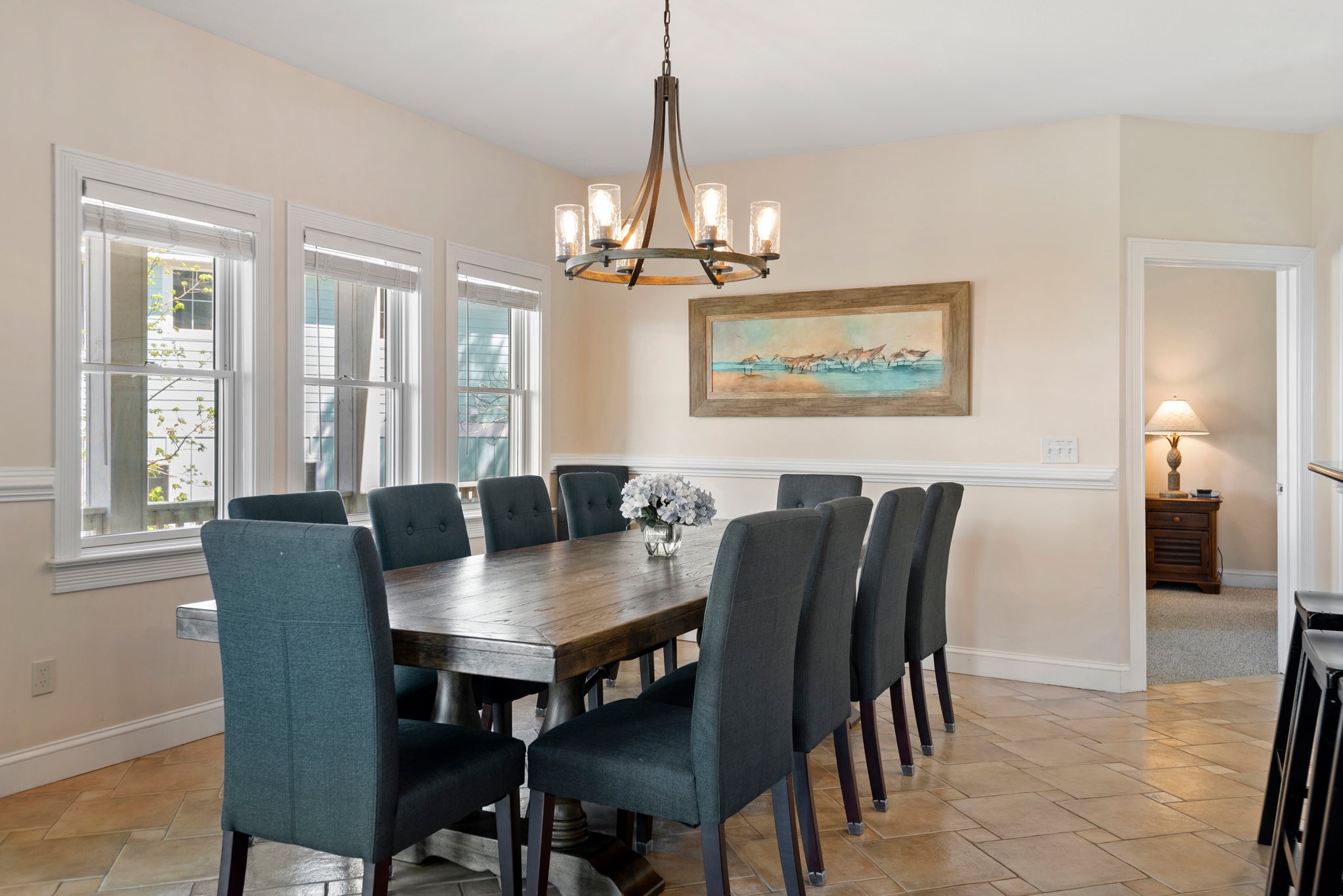 CC009: All About The View | Mid Level Dining Area