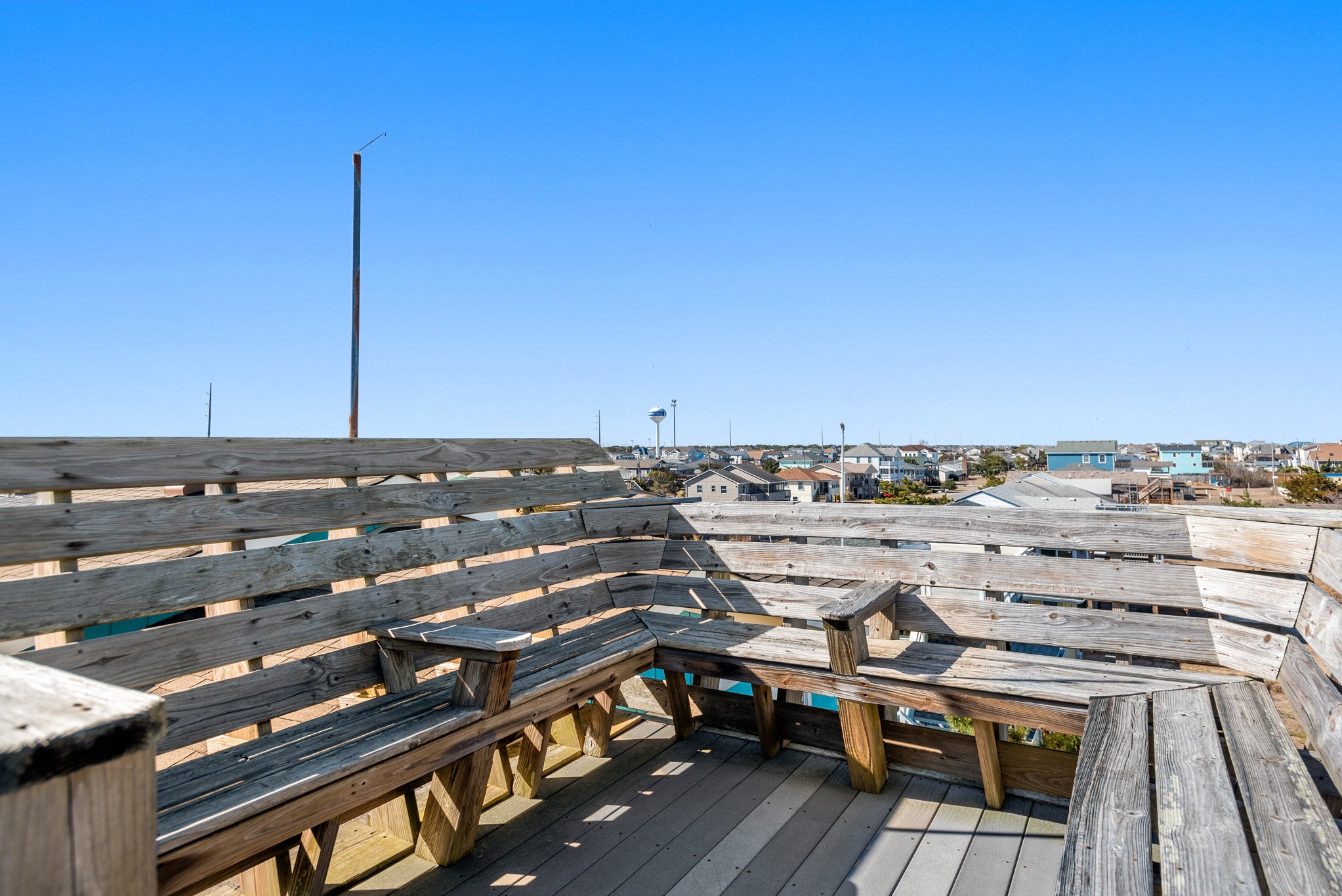 KDN3307: Carolina Sunshine l Rooftop Deck