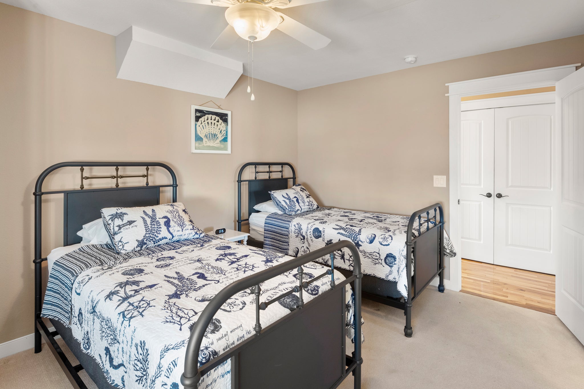 KDS3633: Another Day In Paradise | Mid Level Bedroom 1