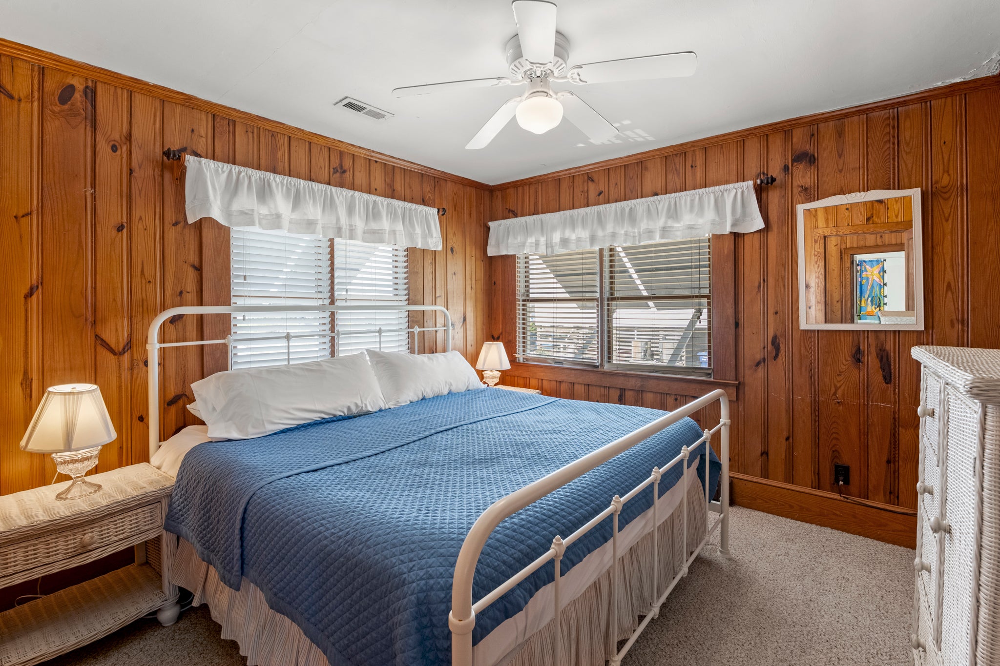JR10: Mann Cottage | Bedroom 3