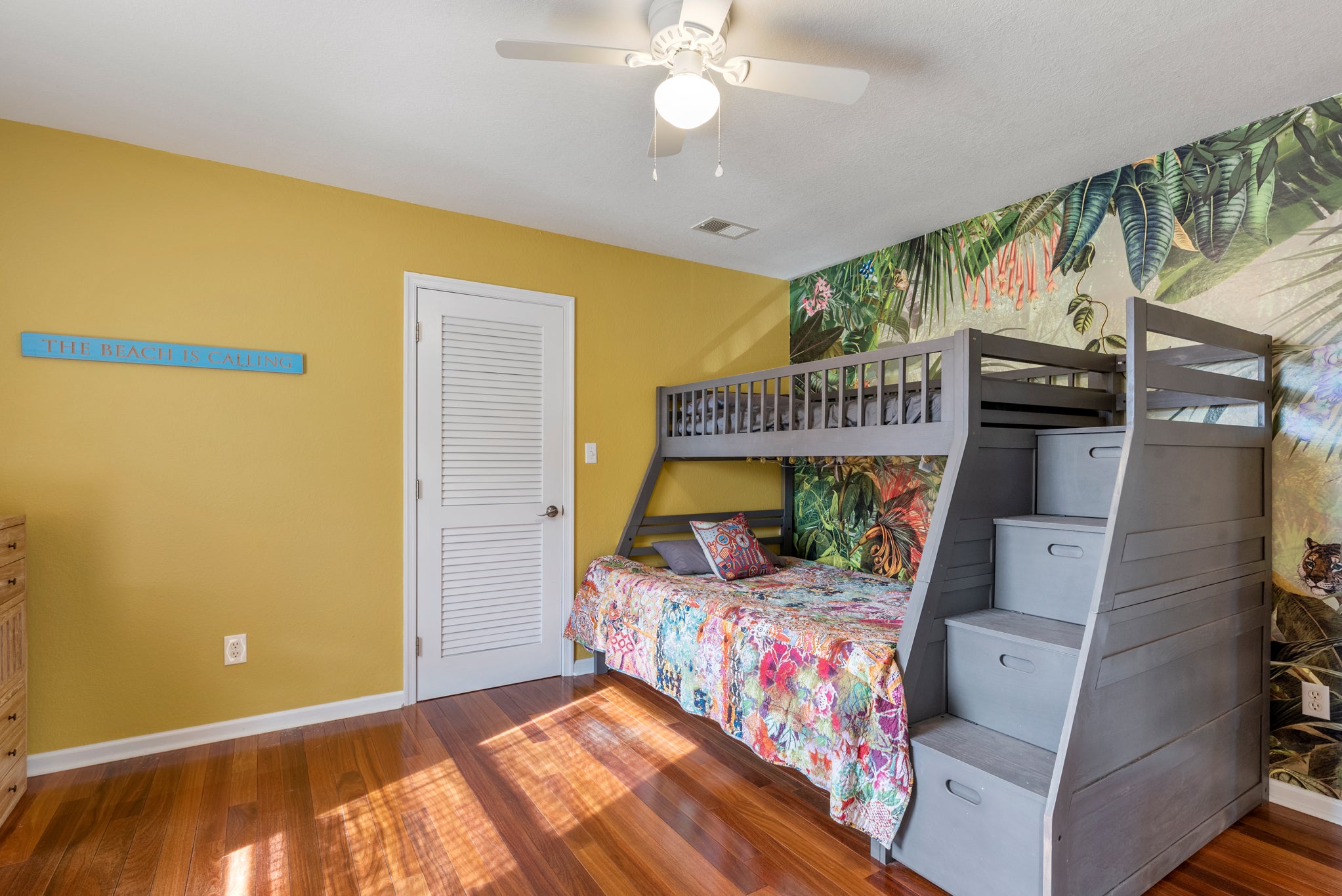 CH104: Inlet Palms | Main House - Top Level Bedroom 5