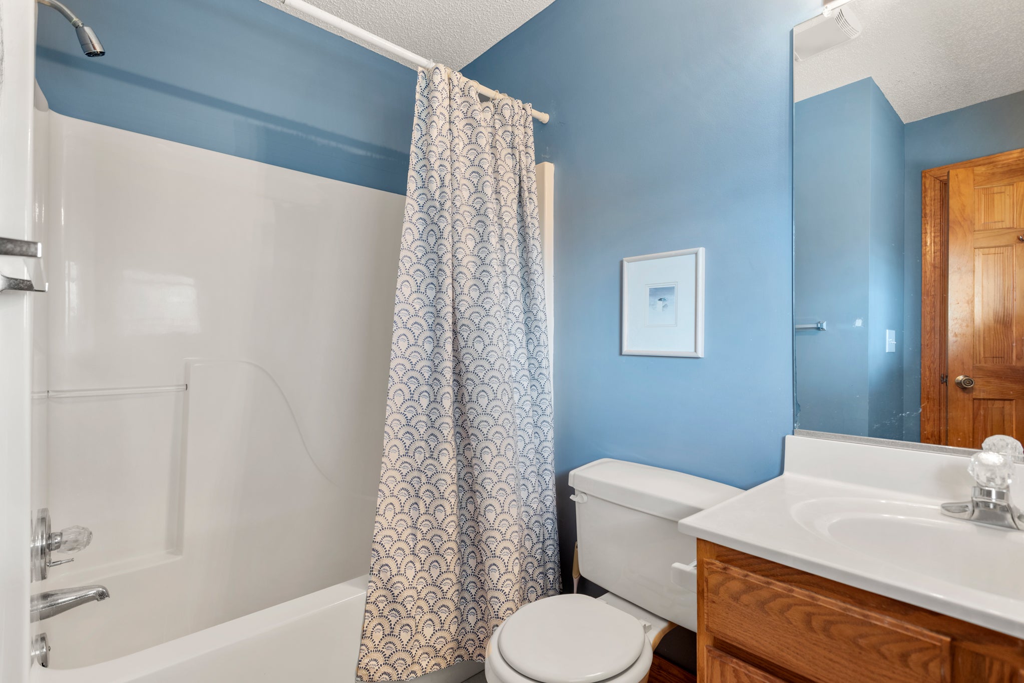 DU407: The Gathering Place | Mid Level Bedroom 1 Private Bath