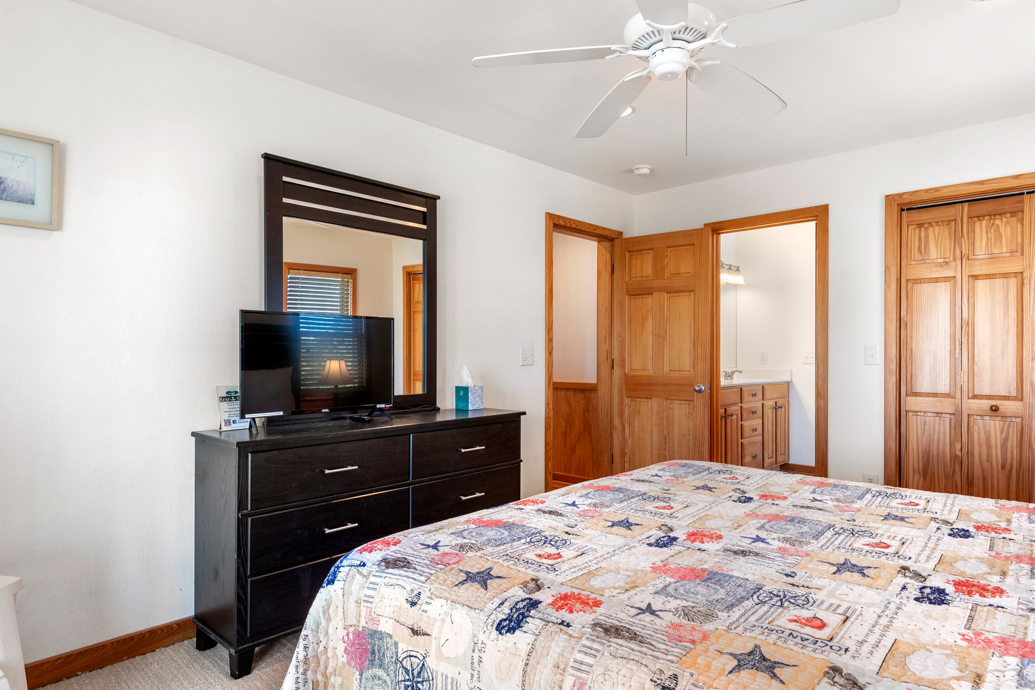 VOH125: Rest-A-Shore | Mid Level Bedroom 2