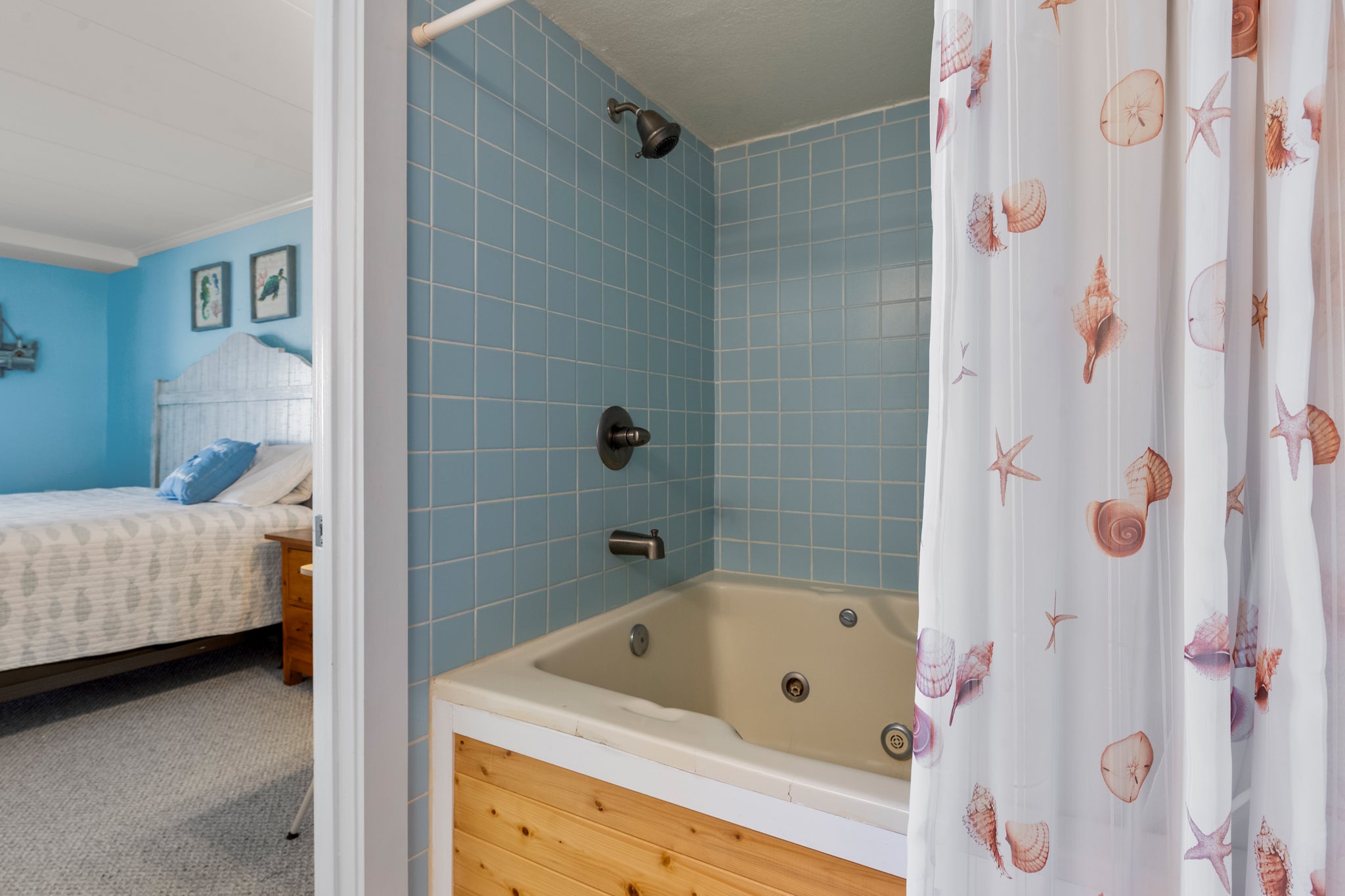 PVC208: PierView 208 | Bedroom 1 Private Bath