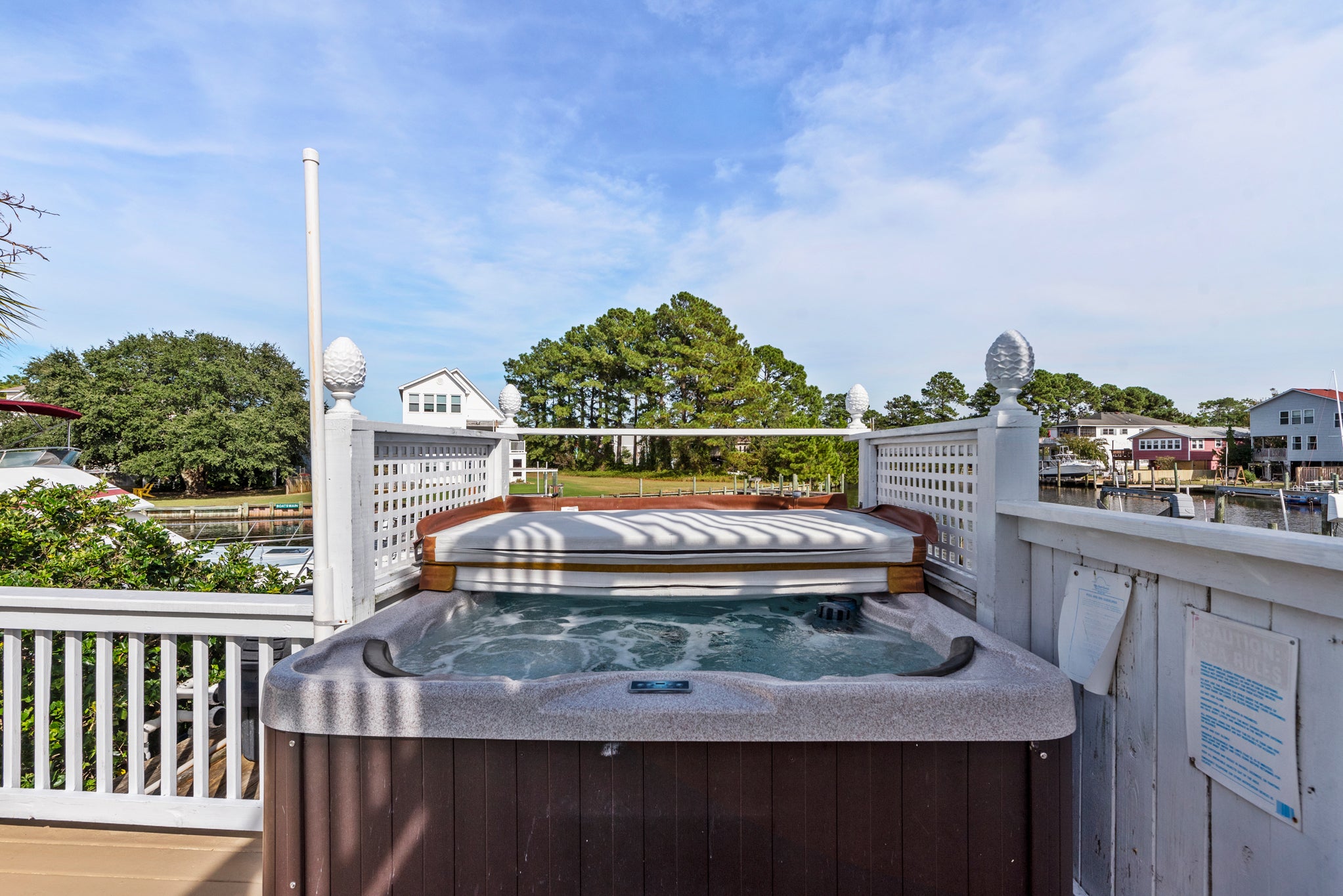 CH104: Inlet Palms | Pool Area w/ Hot Tub