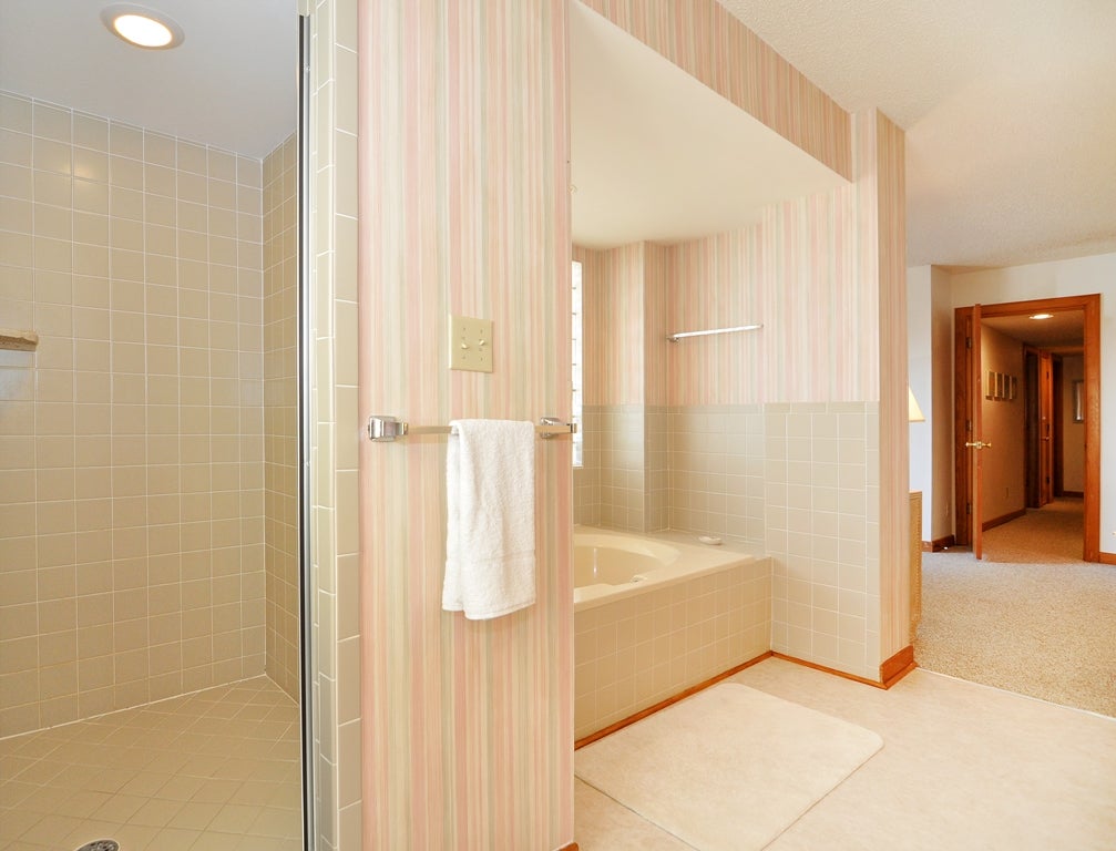 H204S: Heron Cove 204S | Bedroom 1 Bath