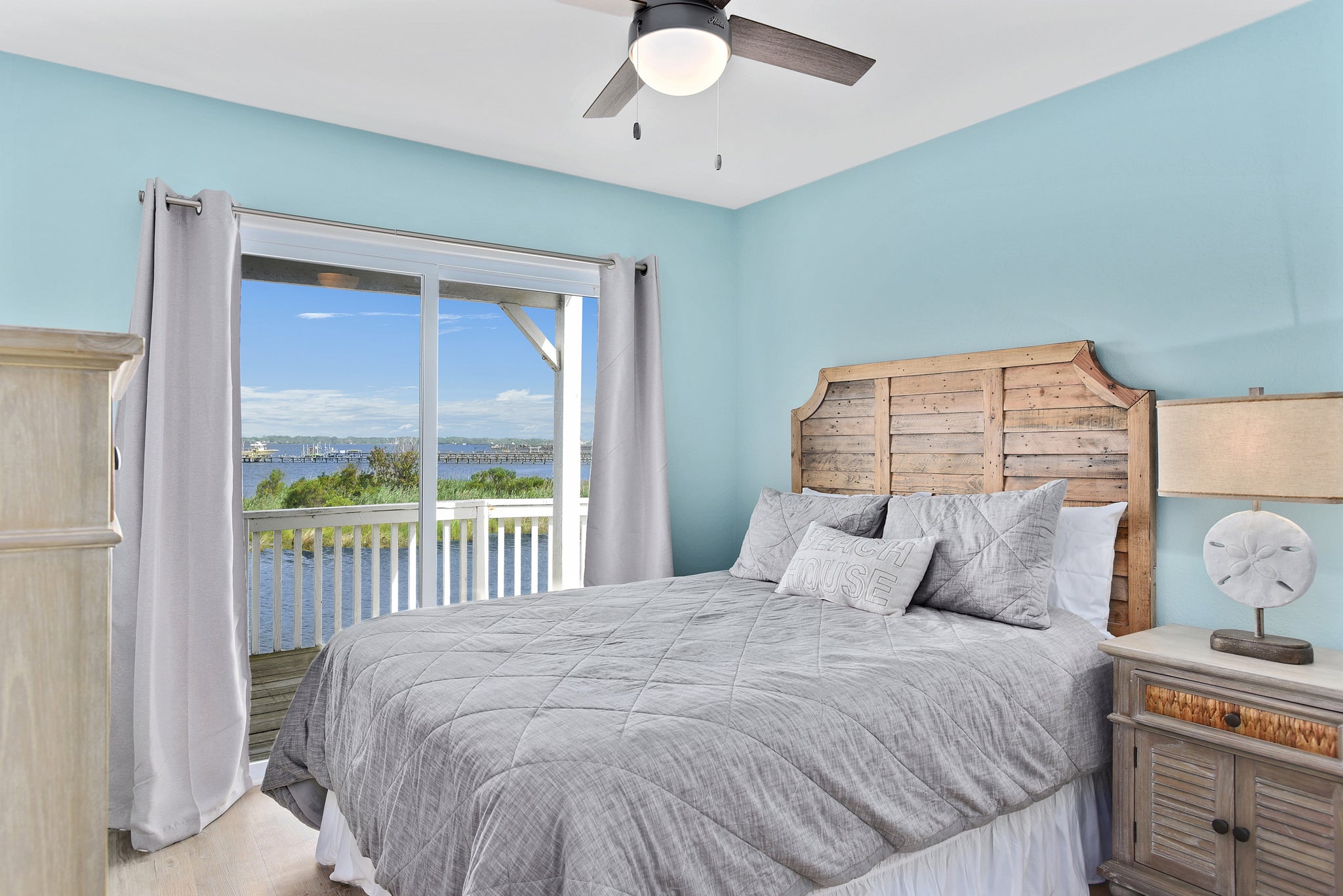 KDN9700: That's What Sea Said l Mid Level Bedroom 1